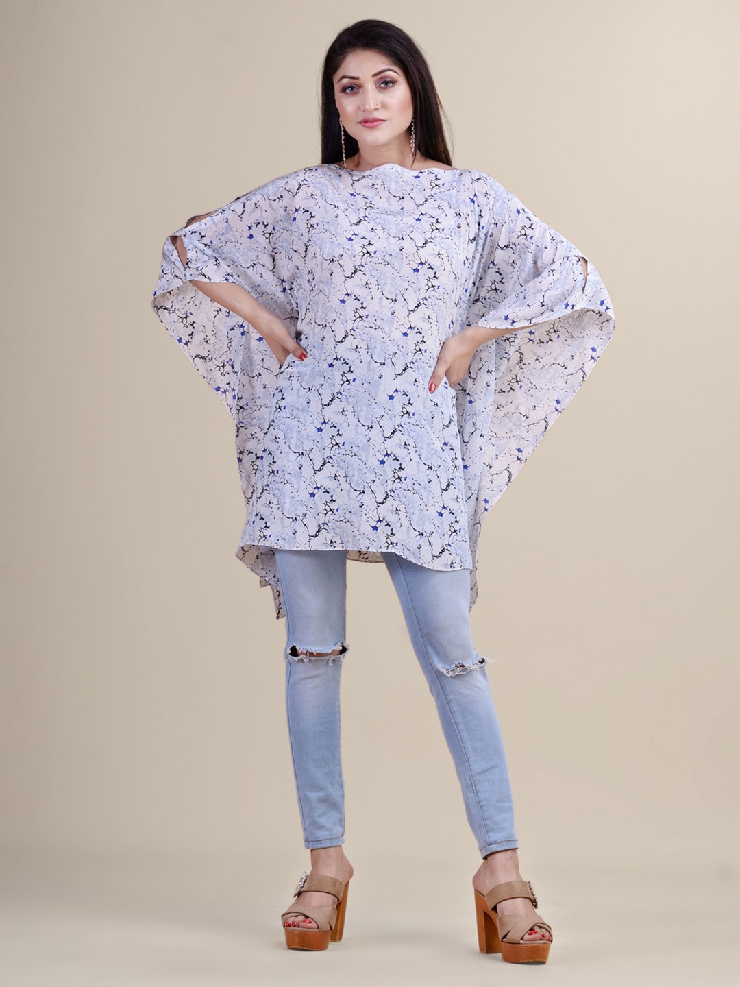 

Laa Calcutta Women White Boat Neck Printed Kaftan Tunic