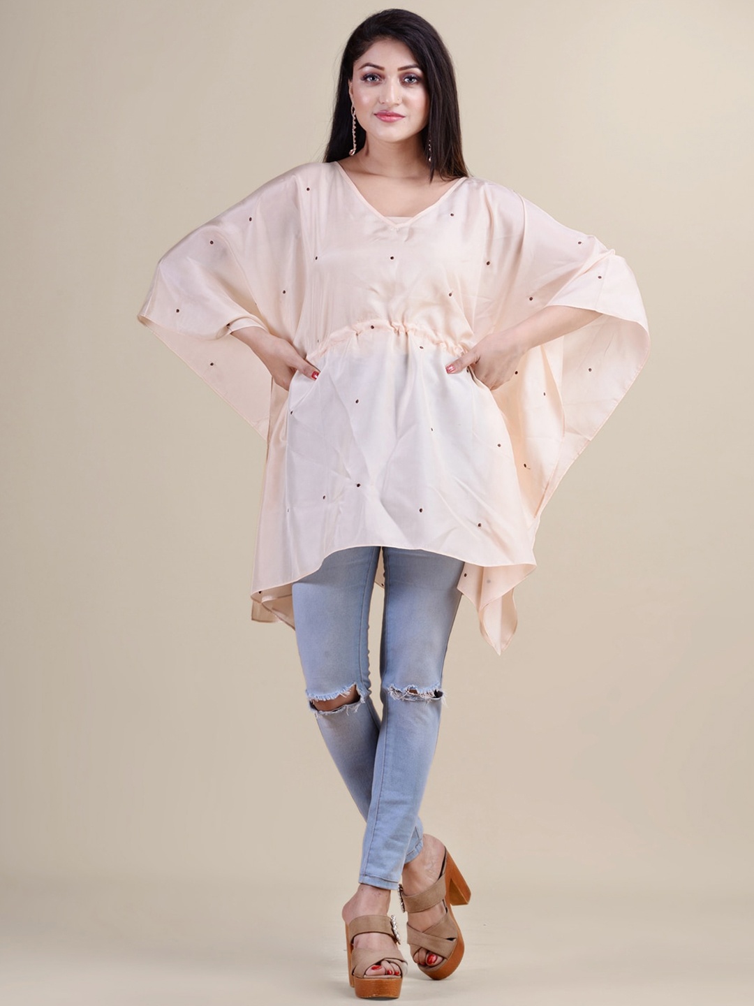 

Laa Calcutta Women Peach-Coloured Embroidered Kaftan Tunic