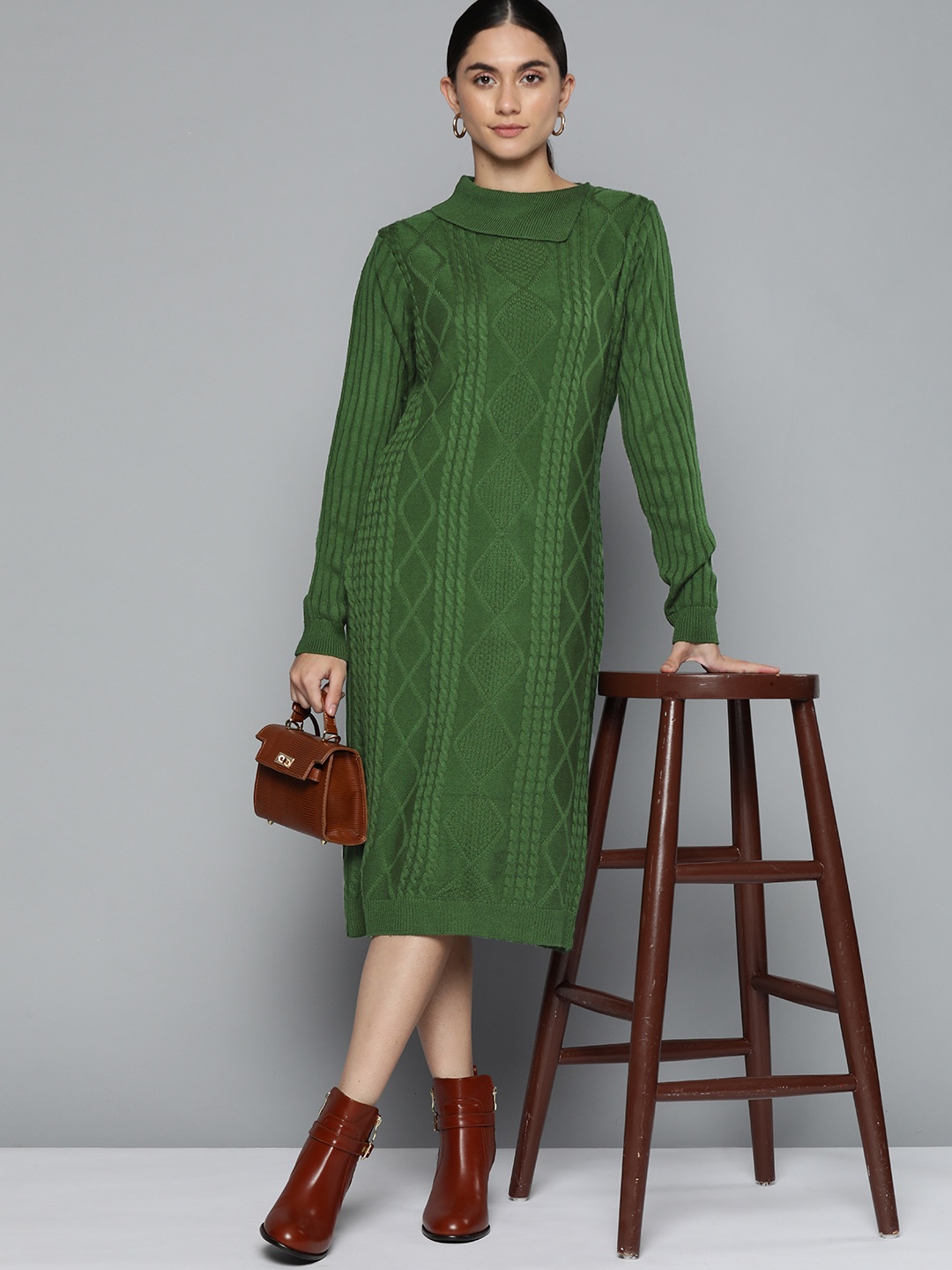 

Chemistry Women Olive Green Cable Knit Sweater Midi Dress