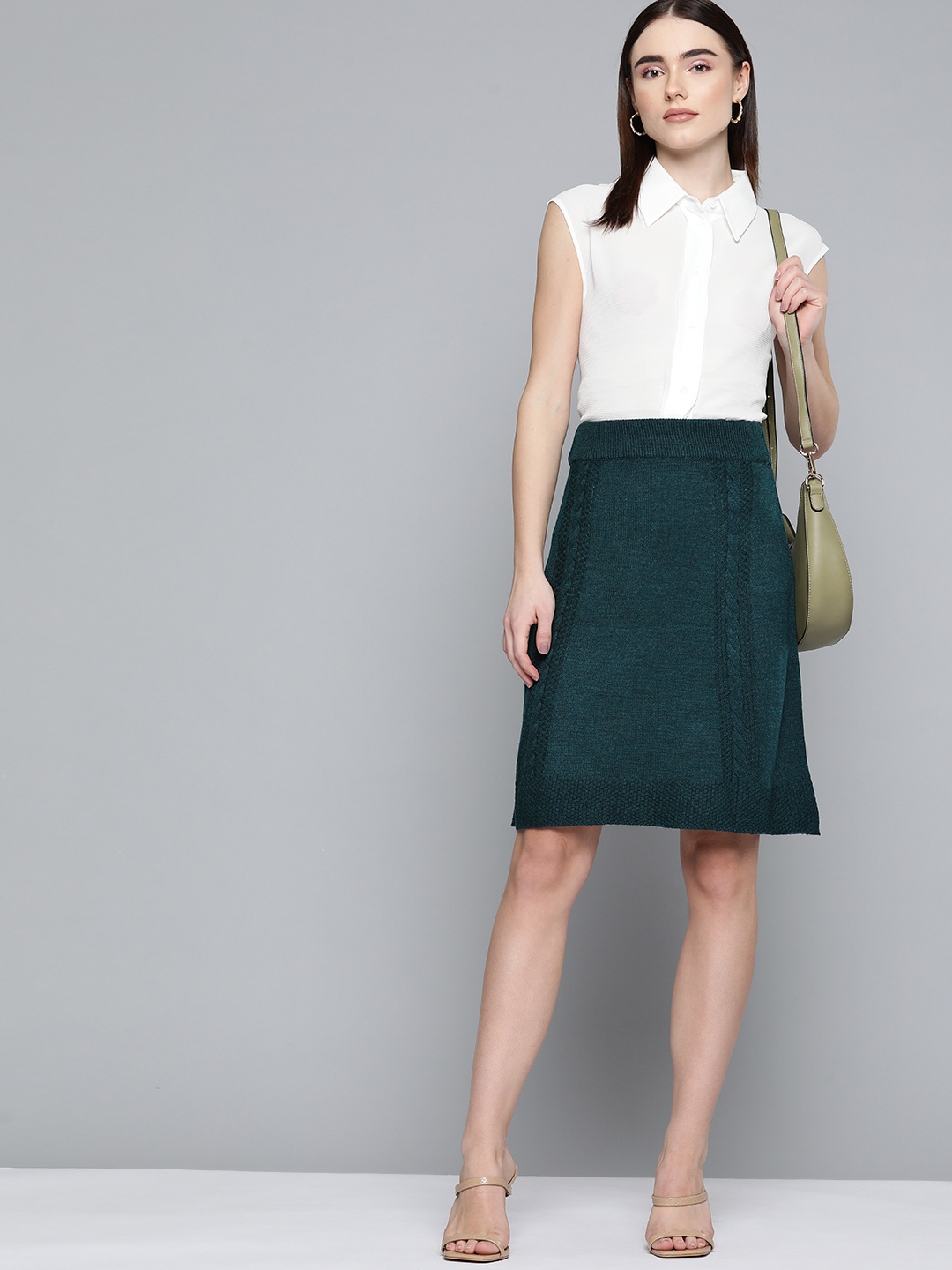 

Chemistry Women Teal Green Self Design Cable Knit A-Line Woolen Skirt