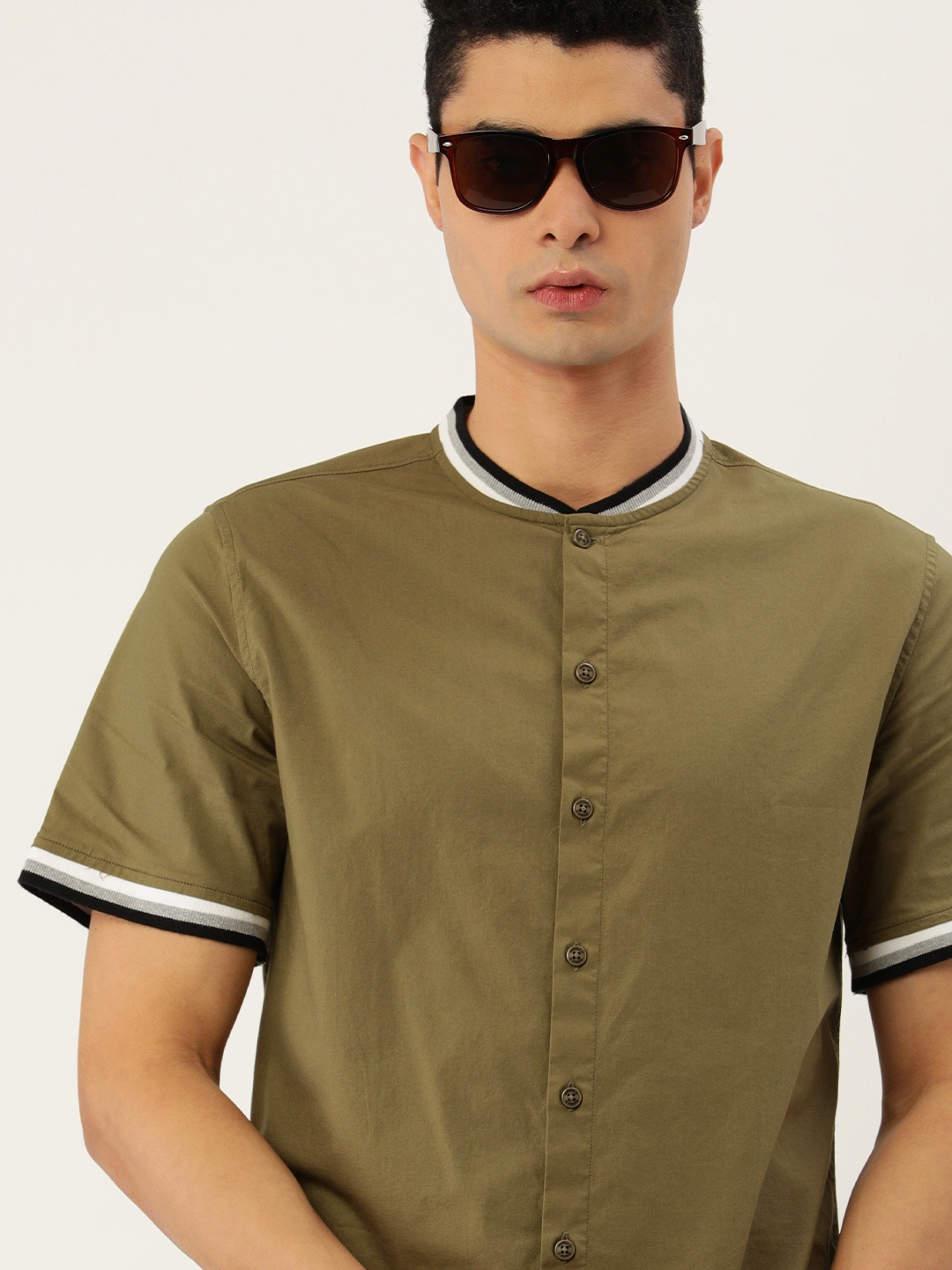 

FOREVER 21 Men Olive Green Solid Casual Shirt