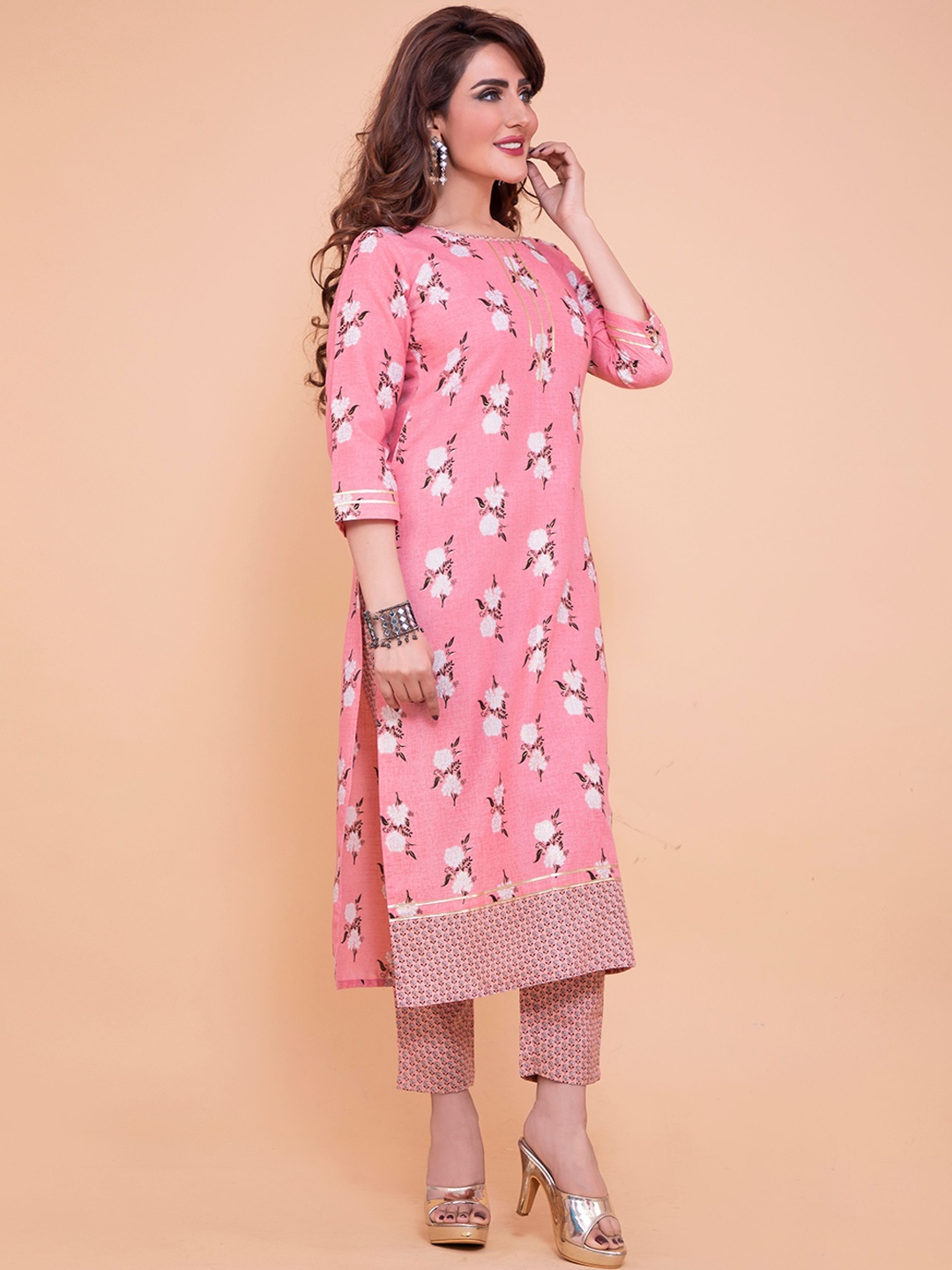 

POONAM DESIGNER Women Pink Floral Embroidered Pure Cotton Kurta with Trousers & With Dupatta