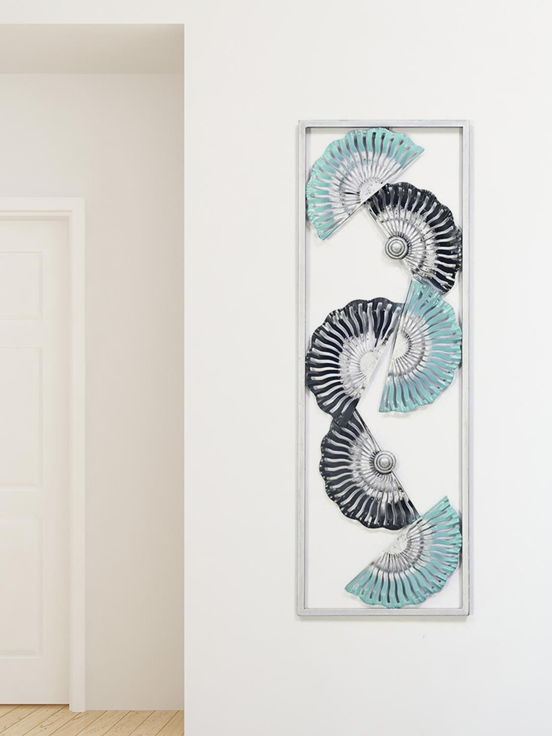 

Athome by Nilkamal Sea Green & Silver-Toned Wall Decor