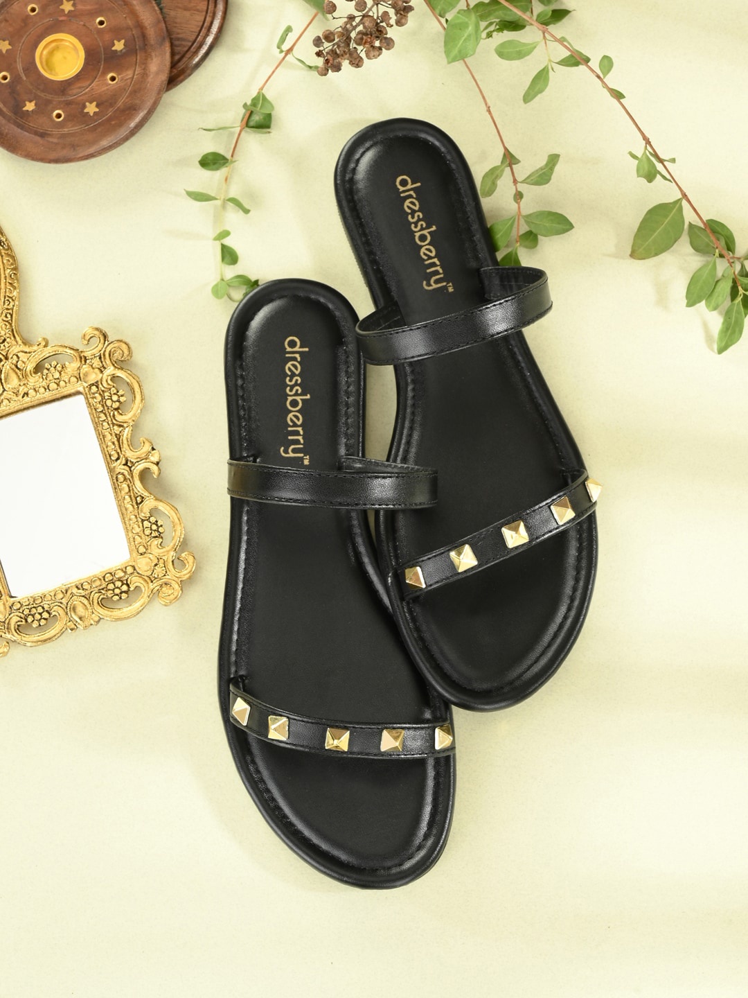 

DressBerry Women Black Open Toe Flats
