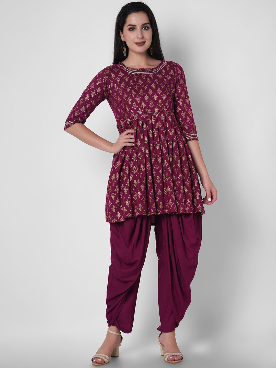 

ORTANGE Women Maroon Ethnic Motifs Printed Gotta Patti Kurti with Dhoti Pants