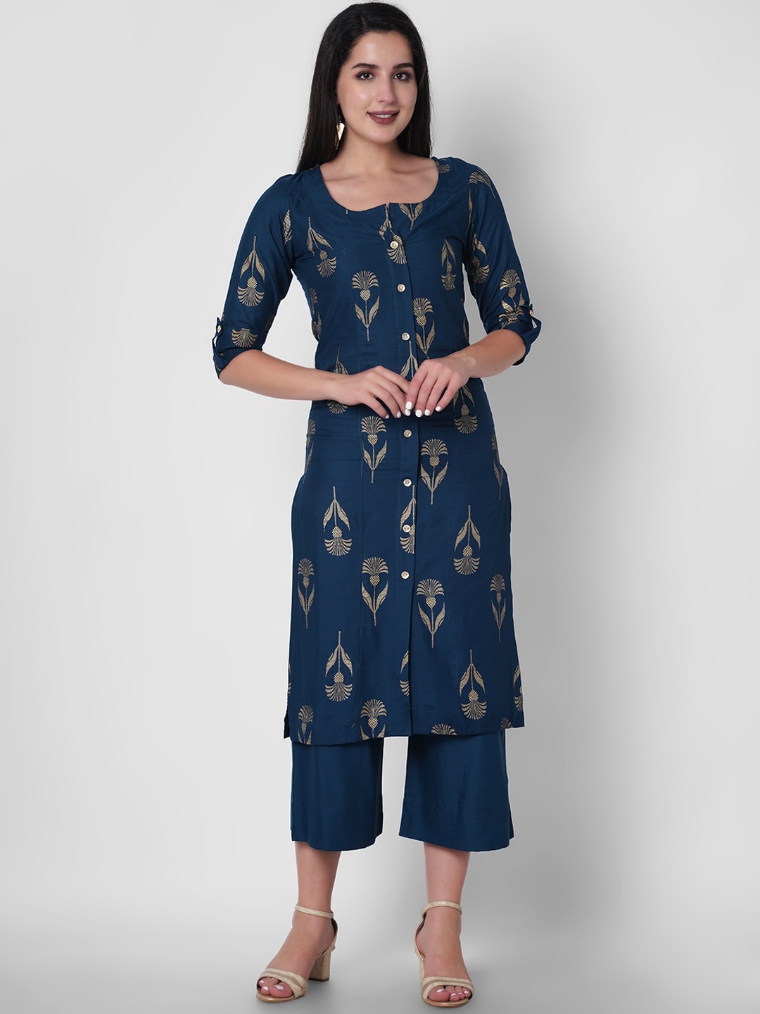 

ORTANGE Women Blue Floral Printed Kurta with Palazzos
