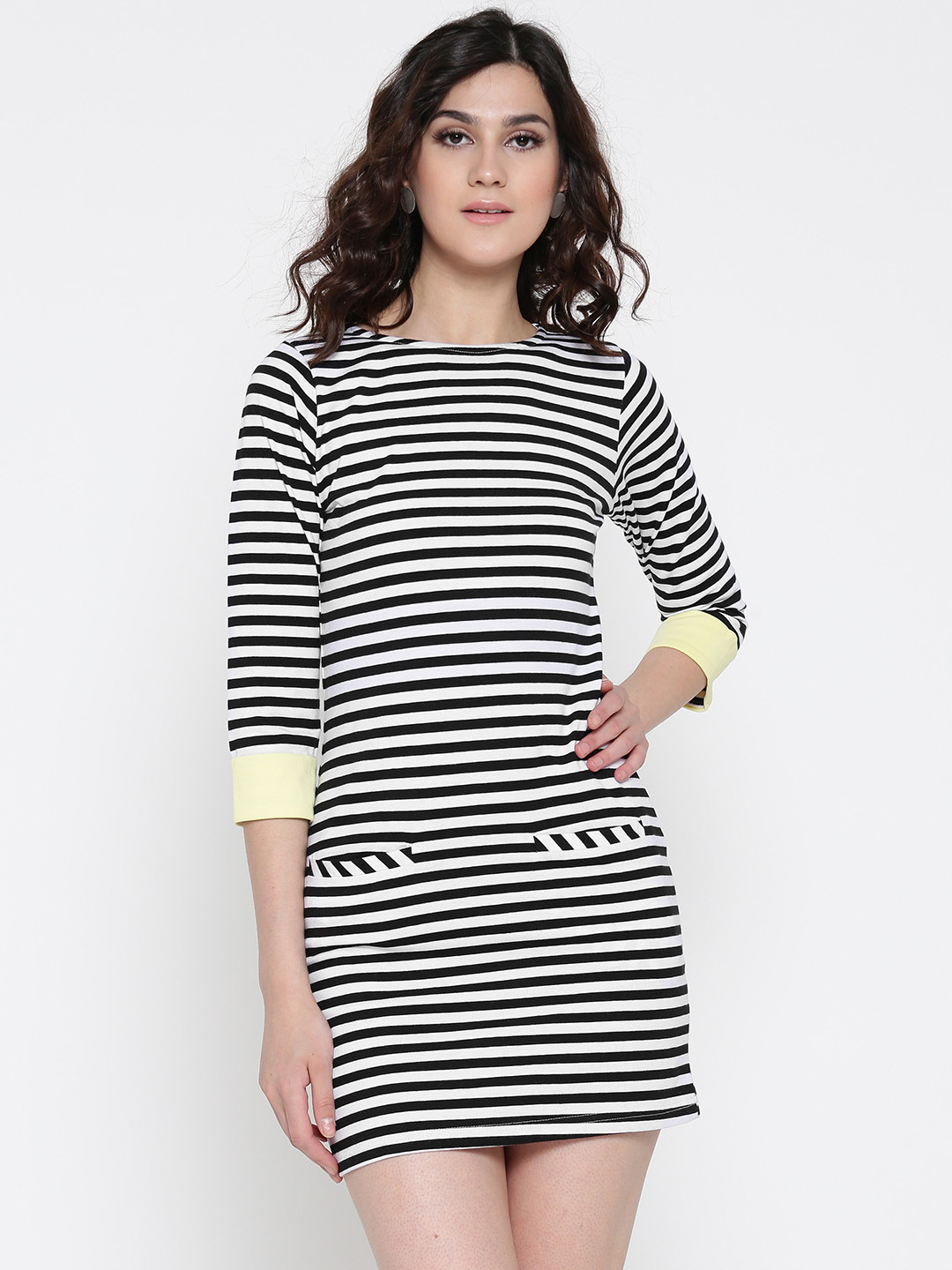 

Miss Chase Women White Striped Sheath Dress