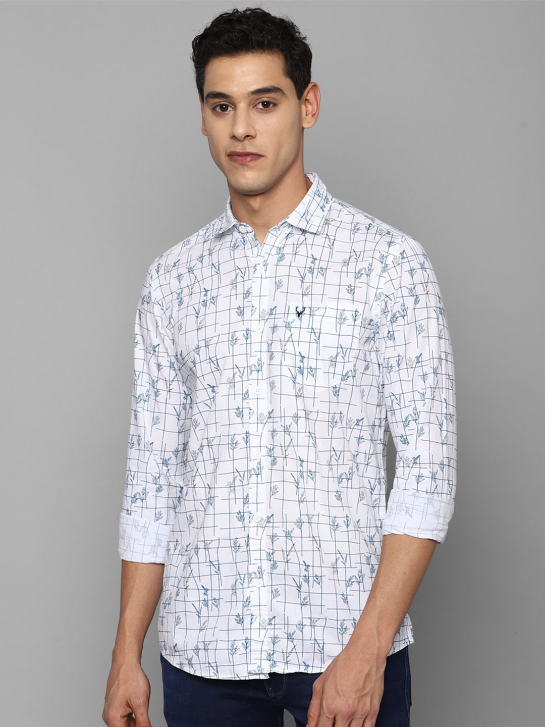 

Allen Solly Sport Men White Floral Printed Pure Cotton Casual Shirt