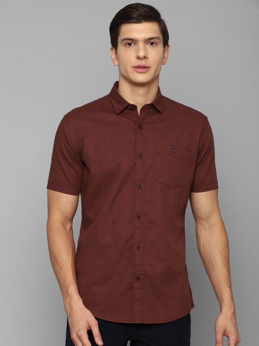 

Louis Philippe Jeans Men Maroon Slim Fit Pure Cotton Printed Casual Shirt