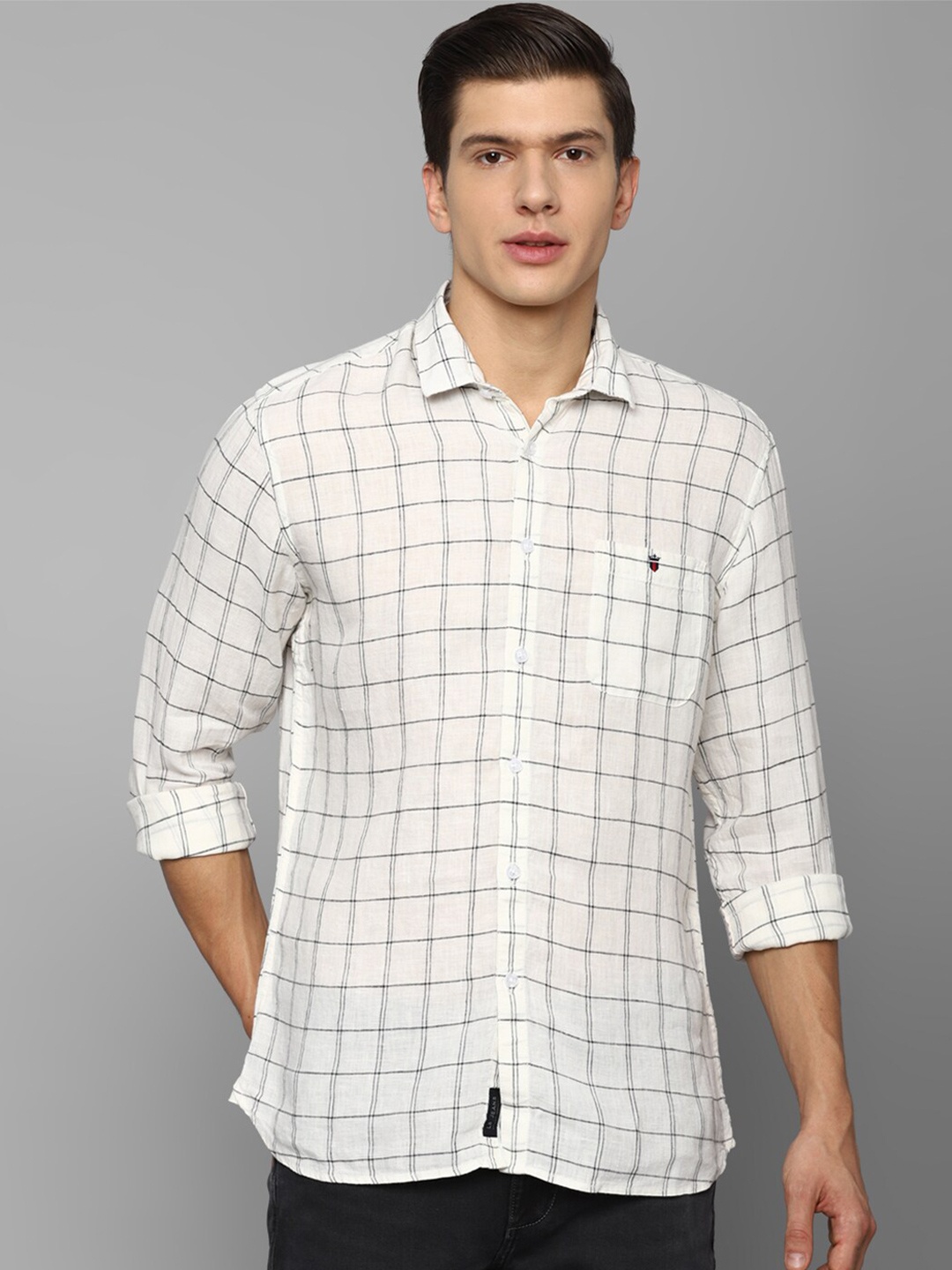 

Louis Philippe Jeans Men Cream-Coloured Slim Fit Windowpane Checks Casual Shirt