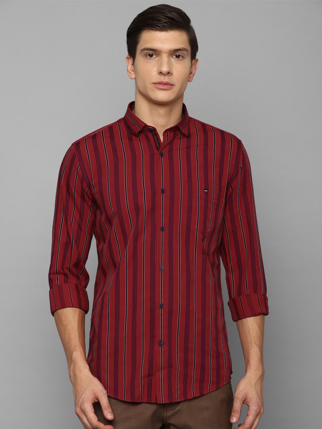 

Louis Philippe Sport Men Maroon Slim Fit Striped Casual Shirt