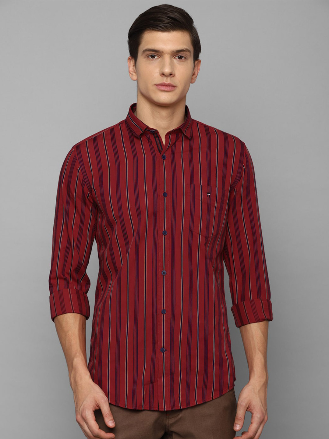 

Louis Philippe Sport Men Maroon Slim Fit Striped Casual Shirt