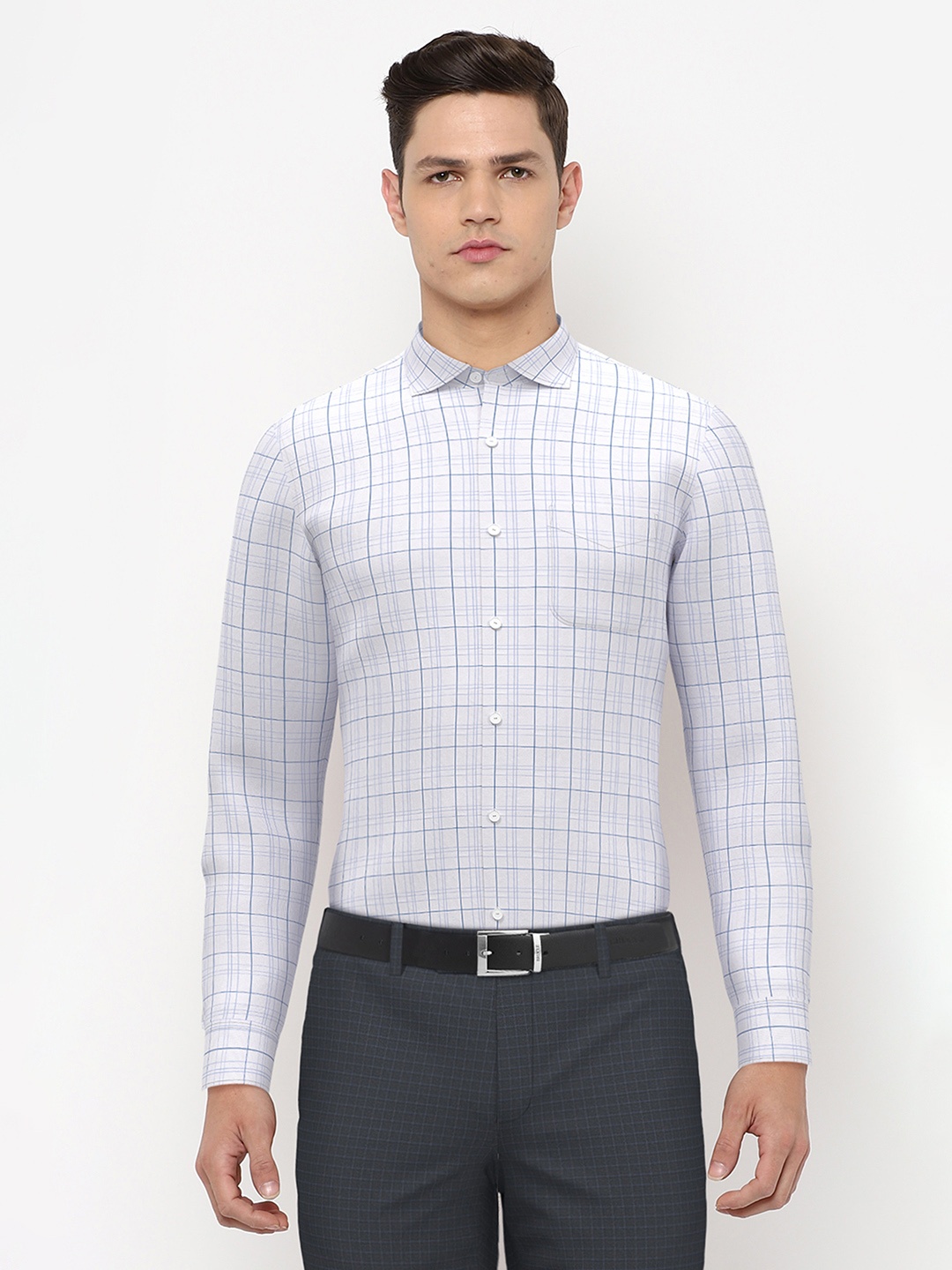 

Peter England Elite Men White Slim Fit Grid Tattersall Checks Checked Formal Shirt
