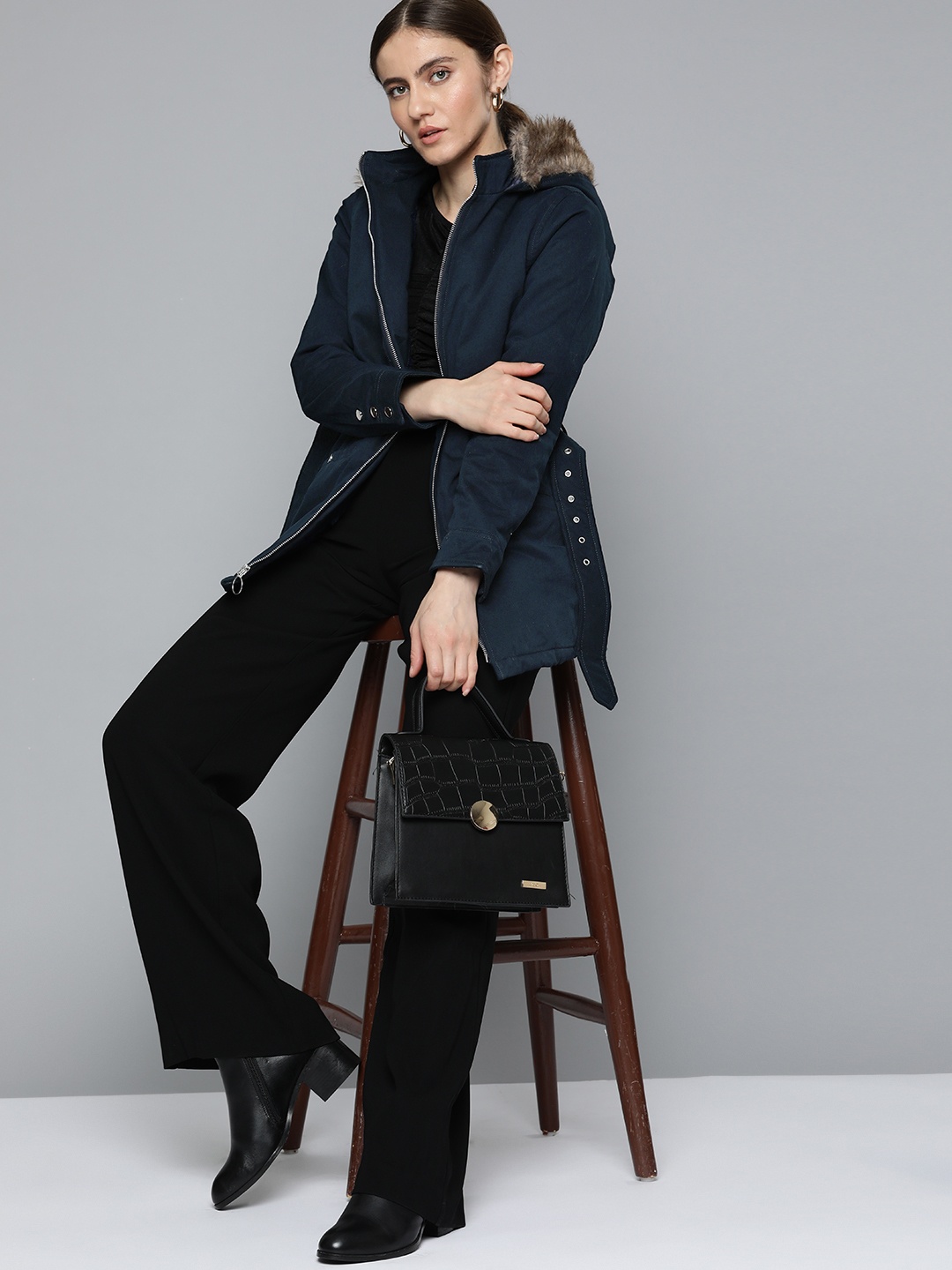 

Chemistry Women Navy Blue Solid Faux Fur Trim Longline Parka Jacket