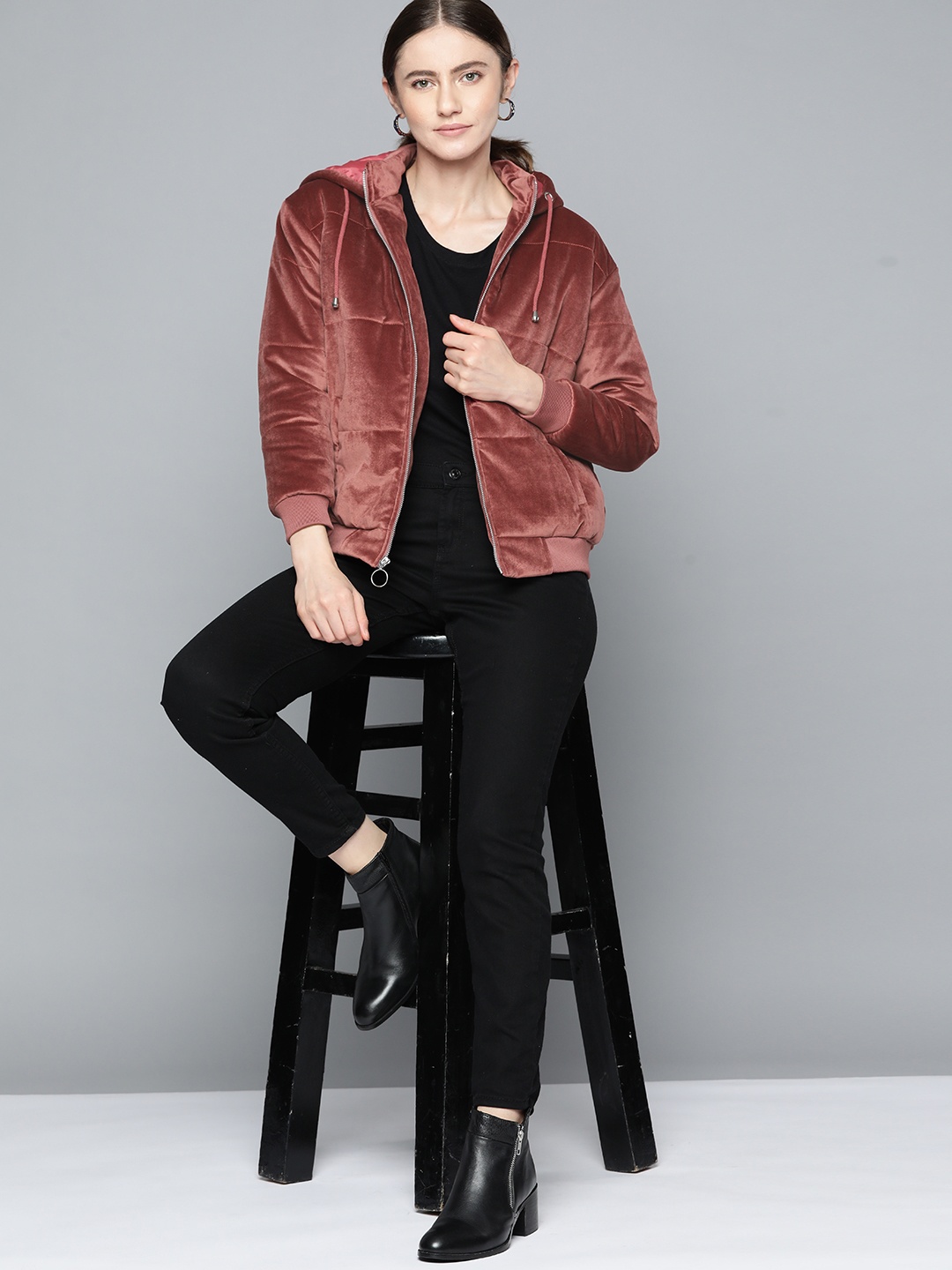 

Chemistry Women Dusty Pink Velvet Finish Hooded Jacket, Rose