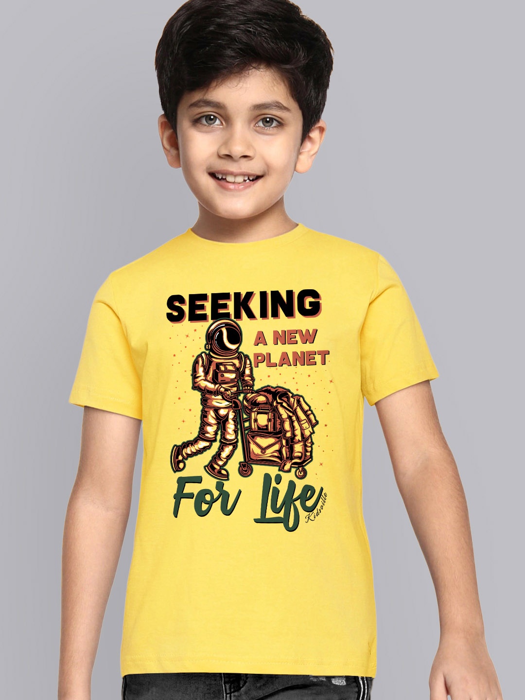 

Kids Ville Boys Yellow Printed Pure Cotton T-shirt