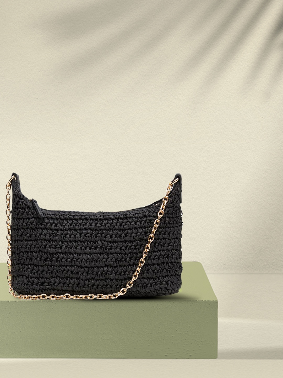 

MANGO Black Women Structured Raffia Baguette Bag