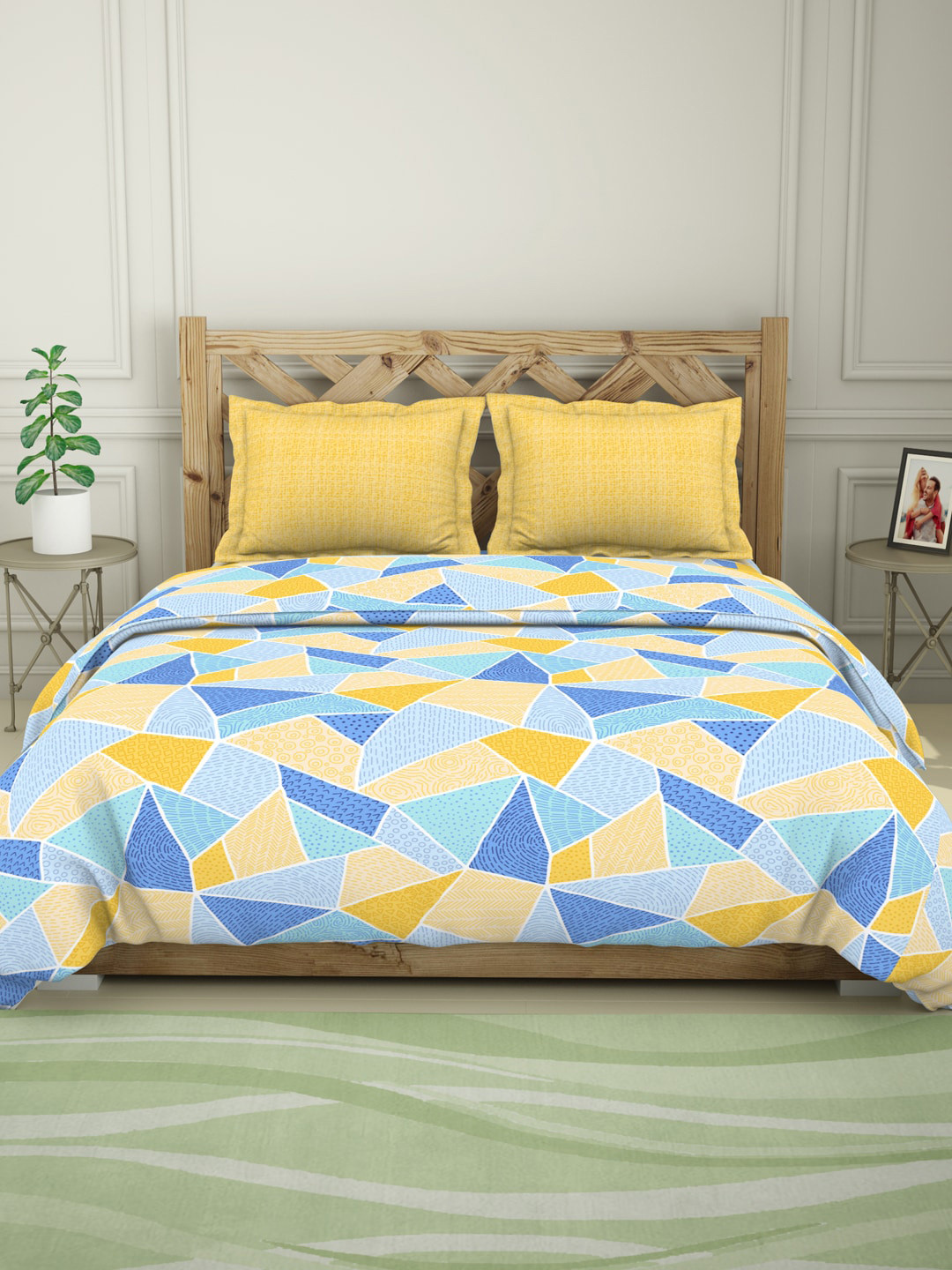 

SPACES Yellow & Blue Geometric Printed Pure Cotton Double King Bedding Set