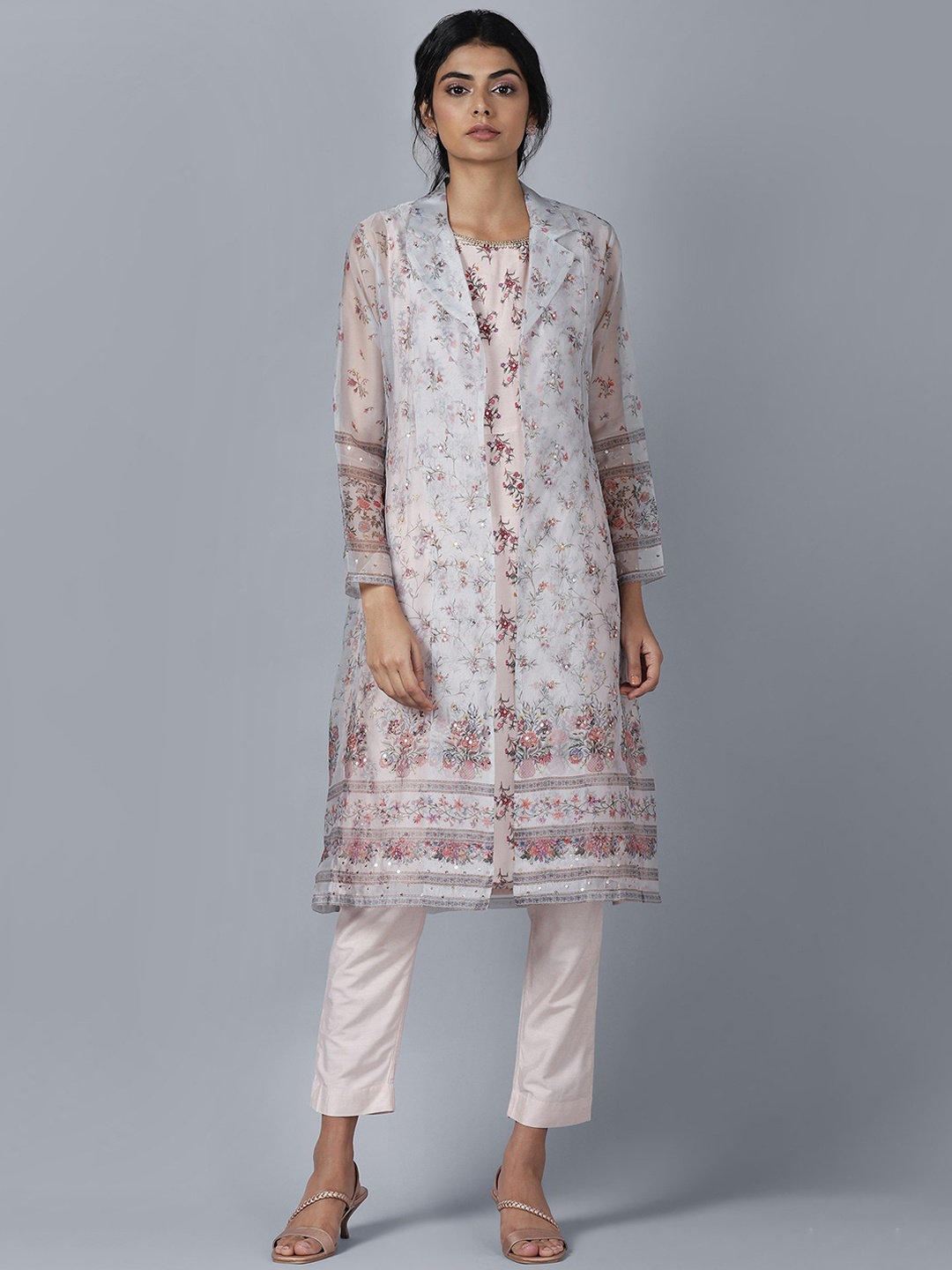 

WISHFUL Women Beige & Pink Ethnic Motifs Printed Kurta with Trousers & Jacket