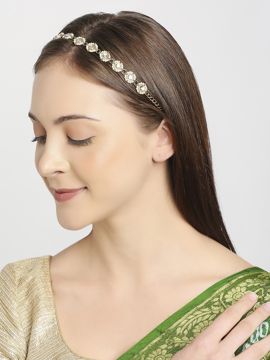 

OOMPH Women Gold-Toned Pearl & Kundan-Studded Head Jewellery