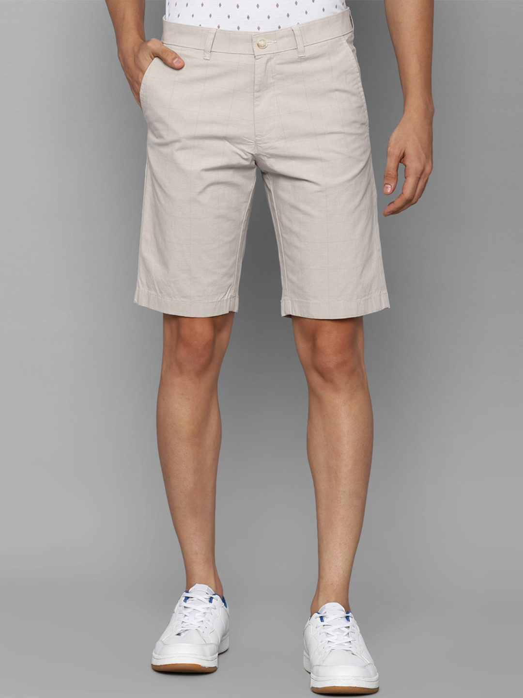 

Allen Solly Men Grey Checked Slim Fit Pure Cotton Shorts