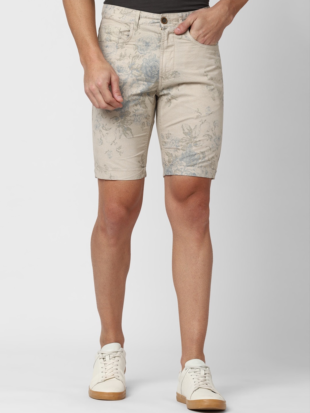 

Peter England Casuals Men Beige & Grey Floral Printed Pure Cotton Shorts