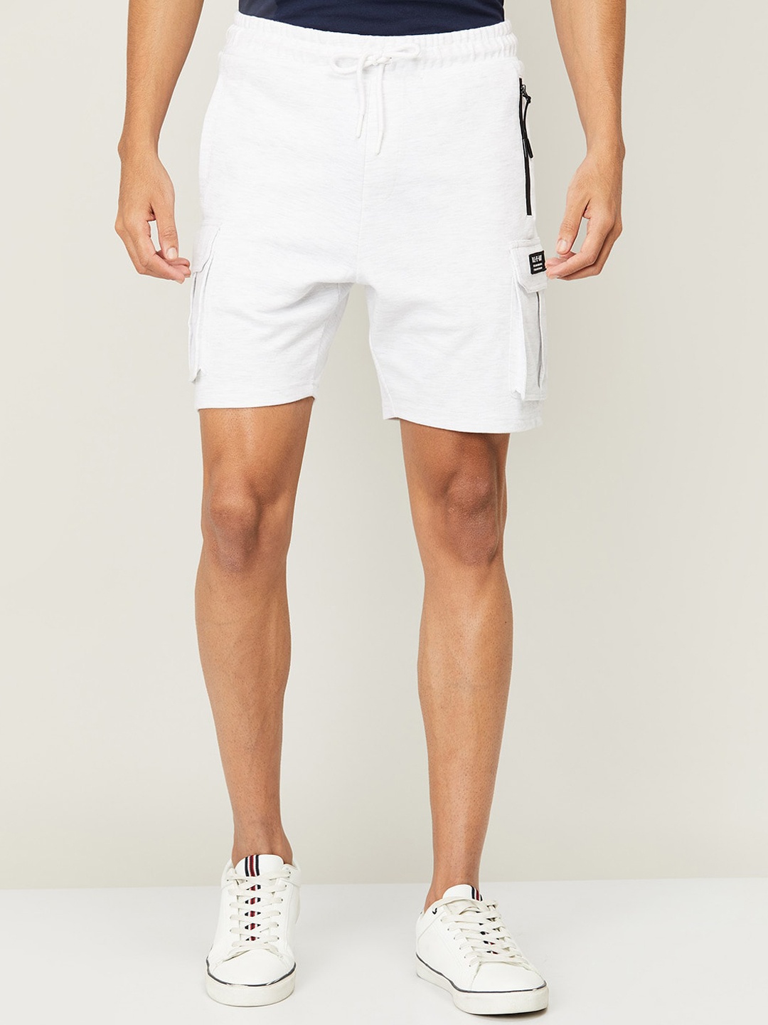 

Bossini Men White Solid Shorts