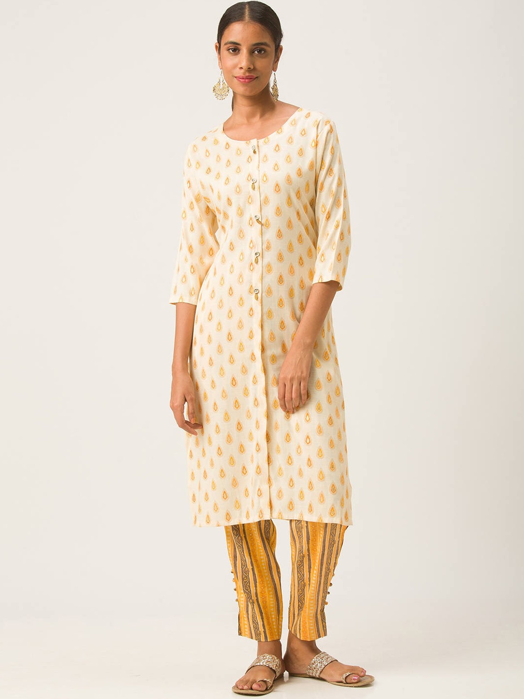 

ZOLA Women Off-White & Yellow Ethnic Motifs Printed Kurta with Trousers