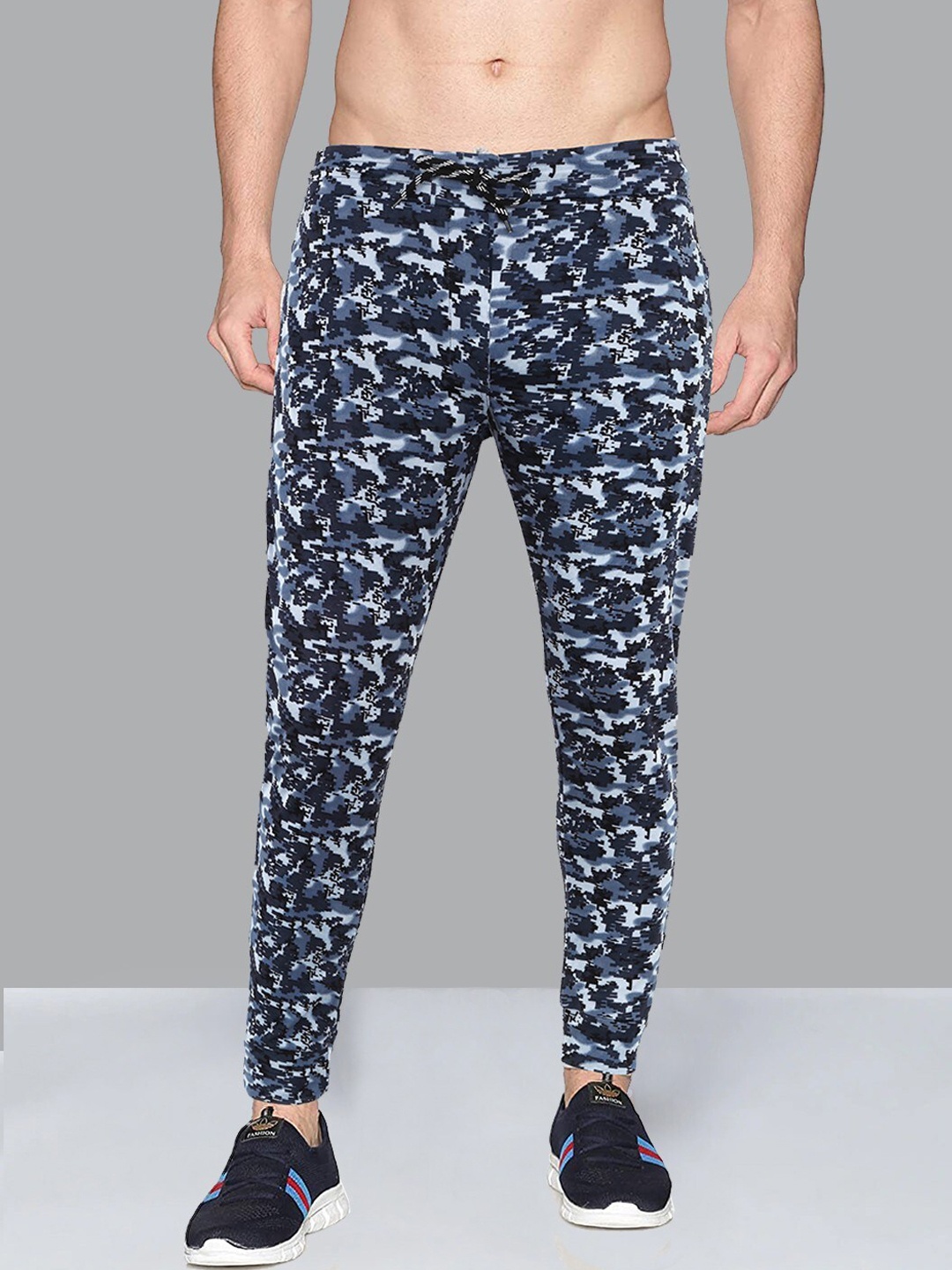 

AVOLT Men Blue & Black Printed Slim Fit Cotton Track Pants