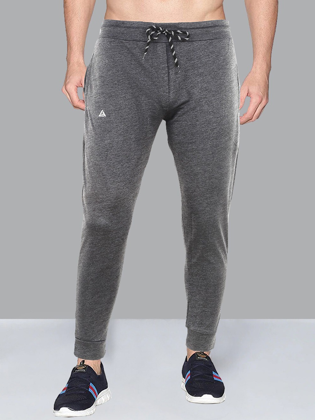 

AVOLT Men Grey Solid Slim-Fit Cotton Track Pant