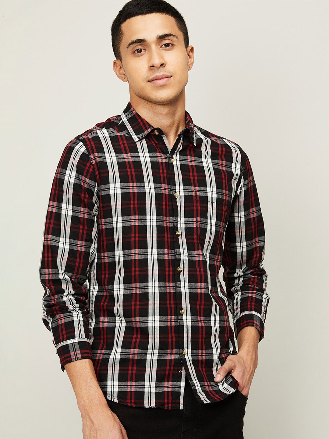 

Forca by Lifestyle Men Navy Blue & White Tartan Checks Checked Regular Fit Cotton Casual Shirt