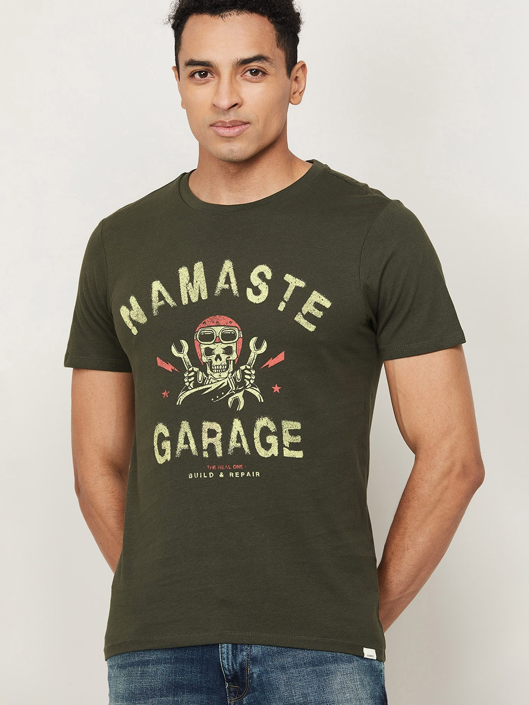 

Forca by Lifestyle Men Olive Green Typography Printed Slim Fit T-shirt