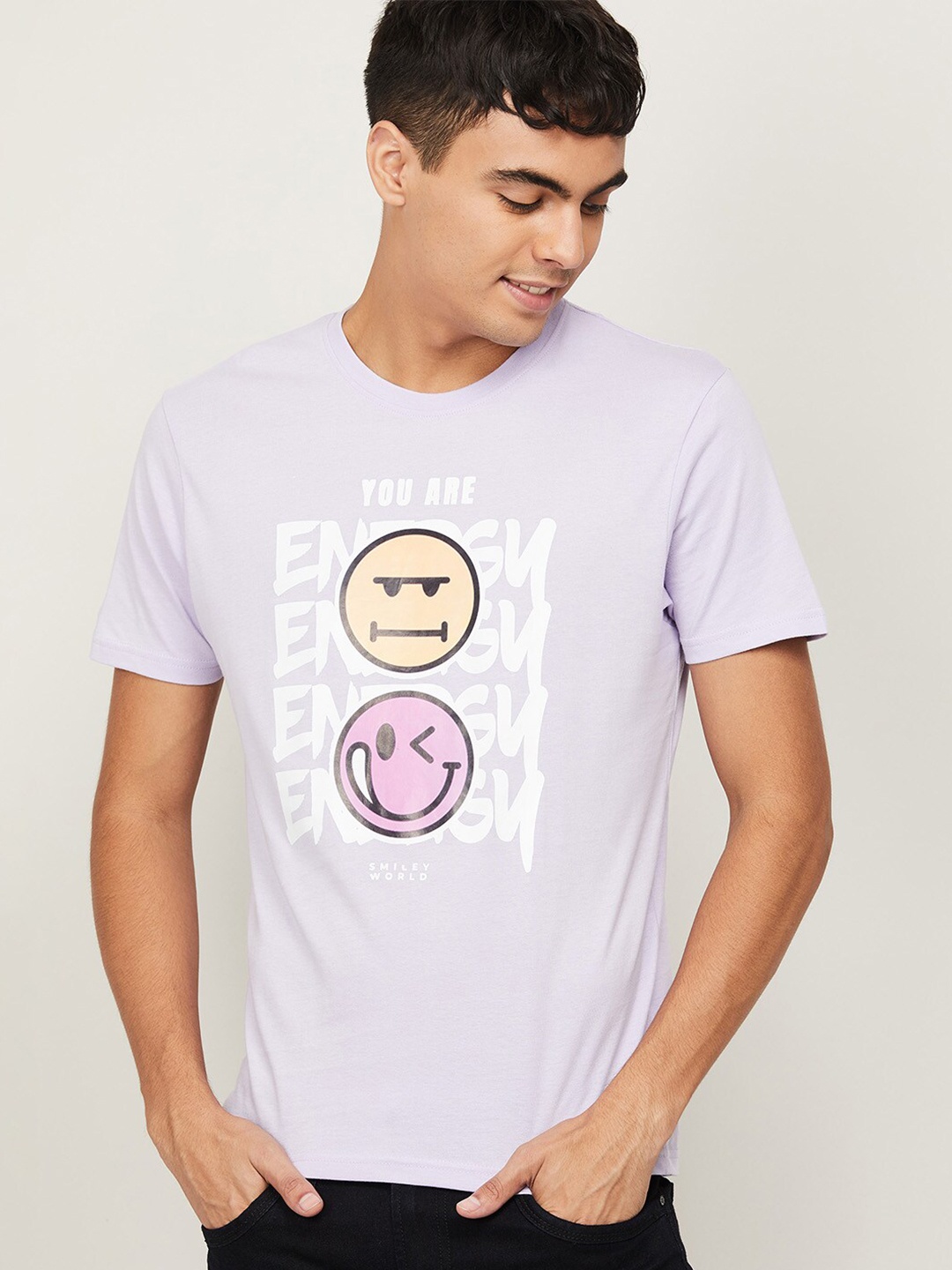

SmileyWorld Men Purple & White Printed Slim Fit Cotton T-shirt
