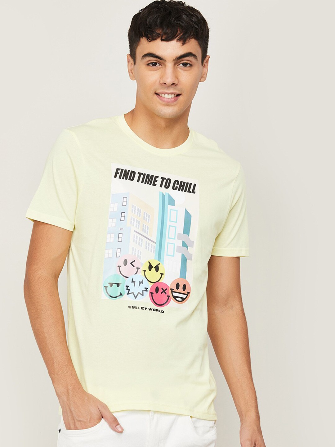 

SmileyWorld Men Yellow Typography Printed Slim Fit Cotton T-shirt