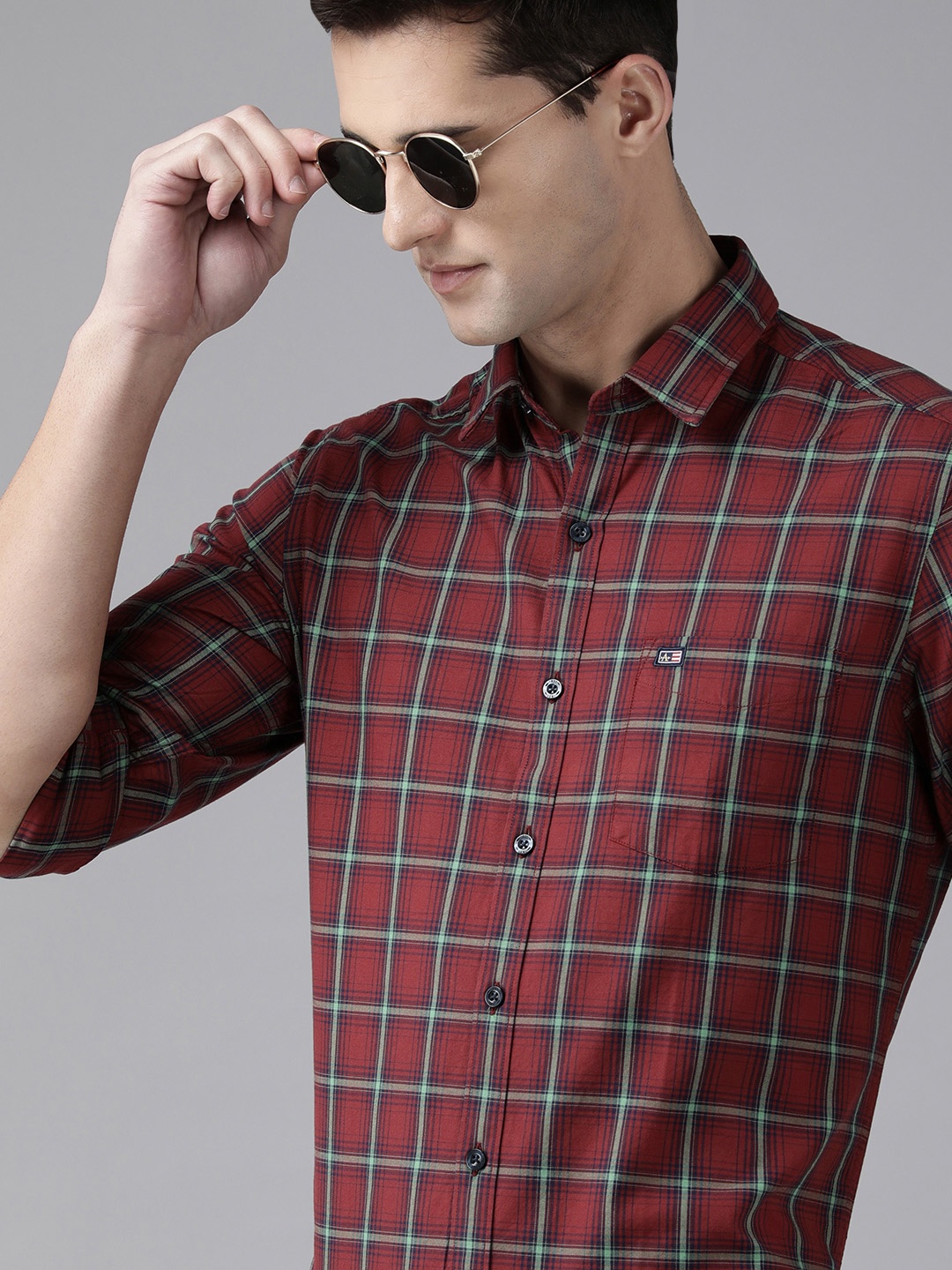 

Arrow Sport Men Burgundy Slim Fit Tartan Checked Pure Cotton Casual Shirt