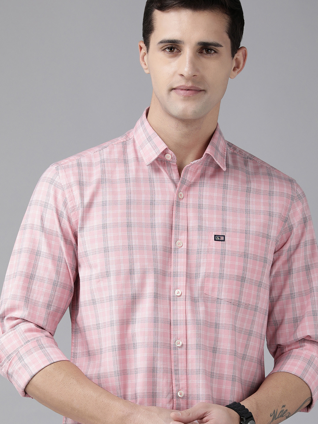 

Arrow Sport Men Pink Slim Fit Checked Casual Shirt