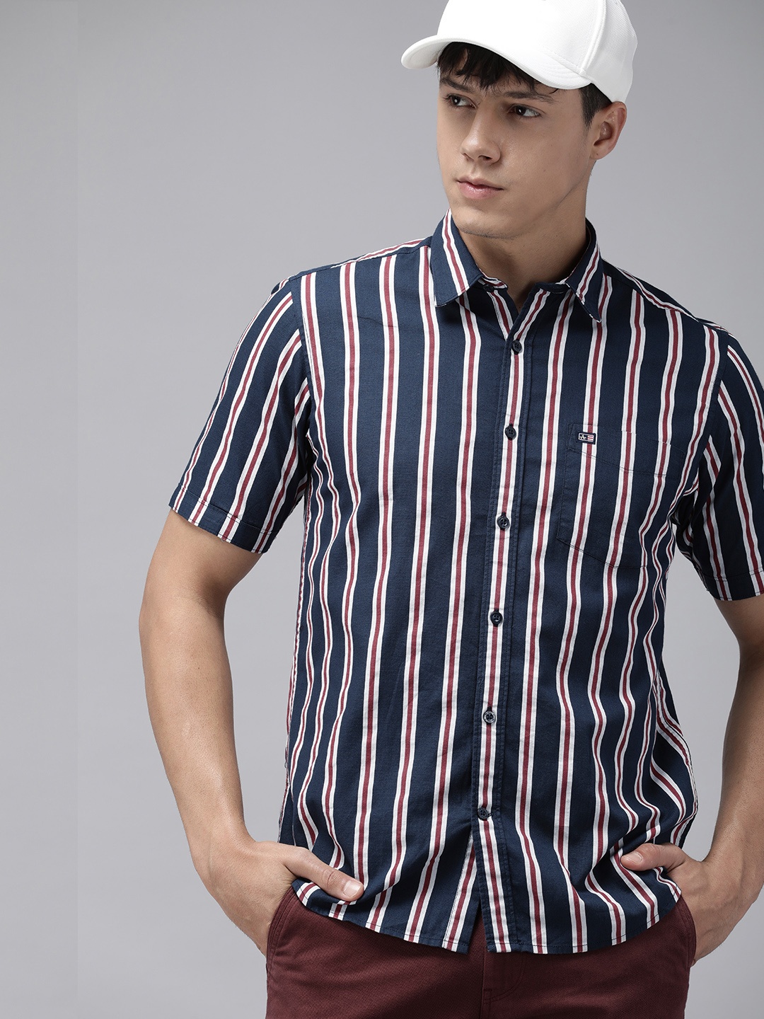 

Arrow Sport Men Pure Cotton Striped Casual Shirt, Navy blue