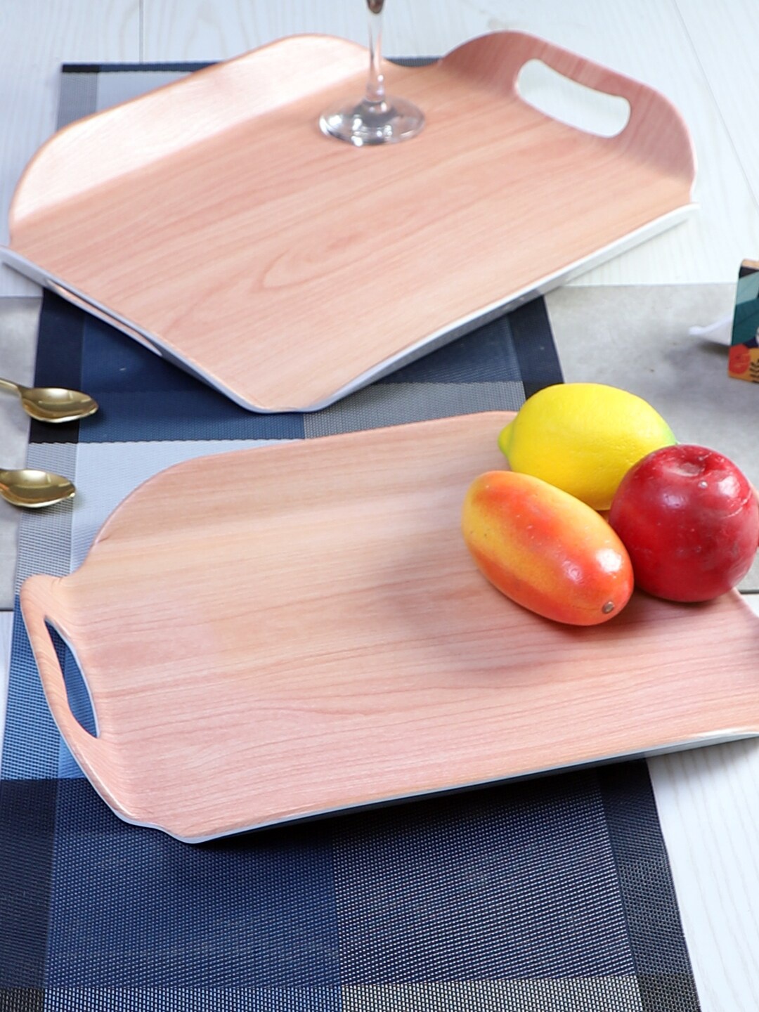 

CDI Set of 2 Rust Melamine Serving Tray