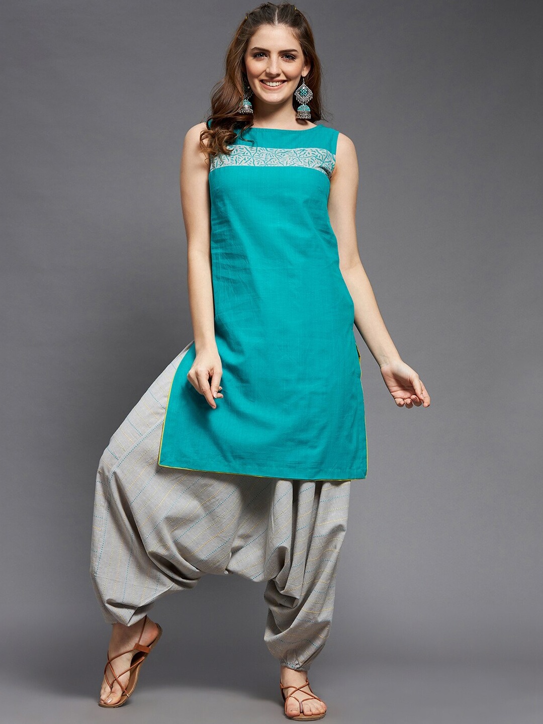 

Indian Dobby Women Turquoise Blue Cotton Straight Kurta