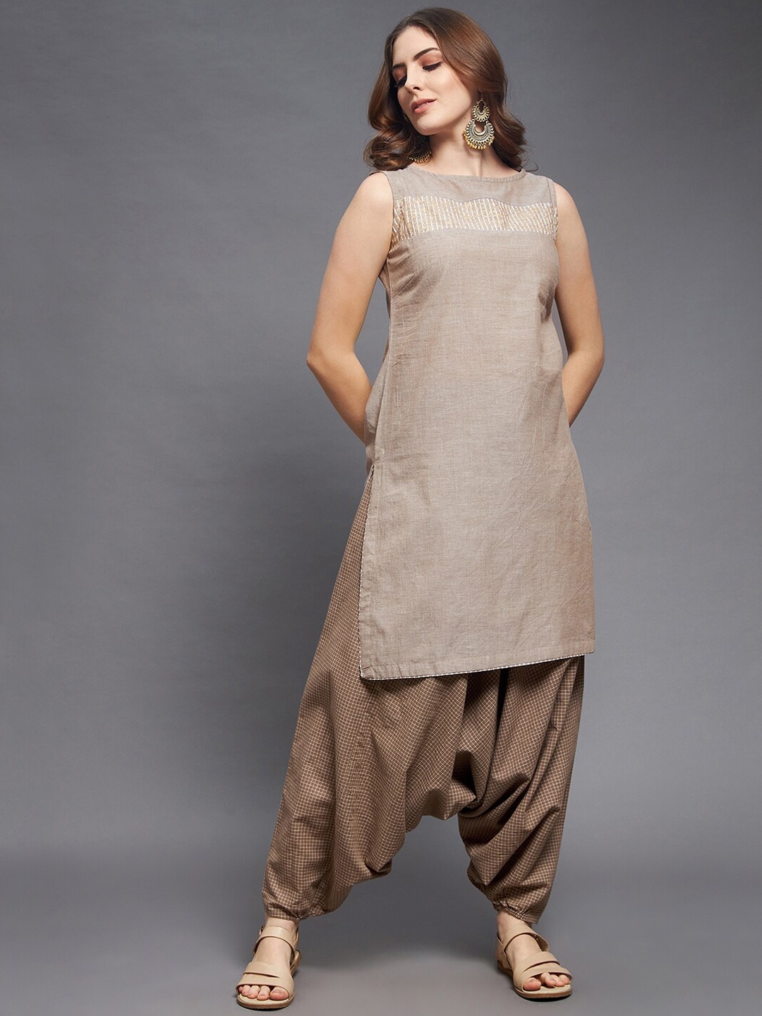 

Indian Dobby Women Beige Yoke Design Kurta