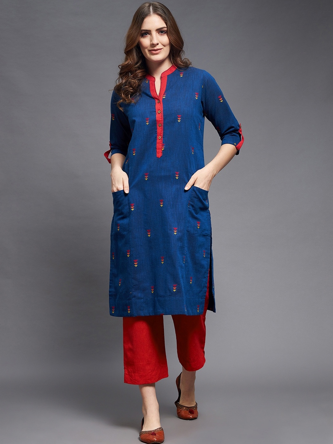 

Indian Dobby Women Navy Blue & Red Geometric Embroidered Dobby Kurta
