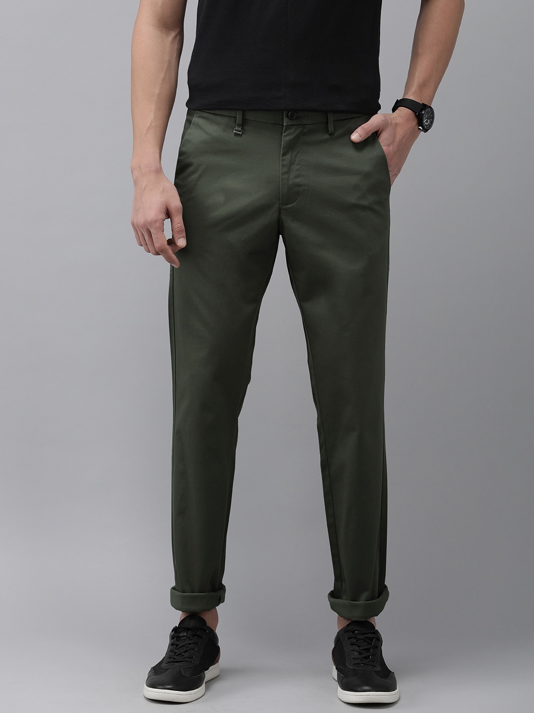 

Van Heusen Men Olive Green Solid Slim Fit Trousers