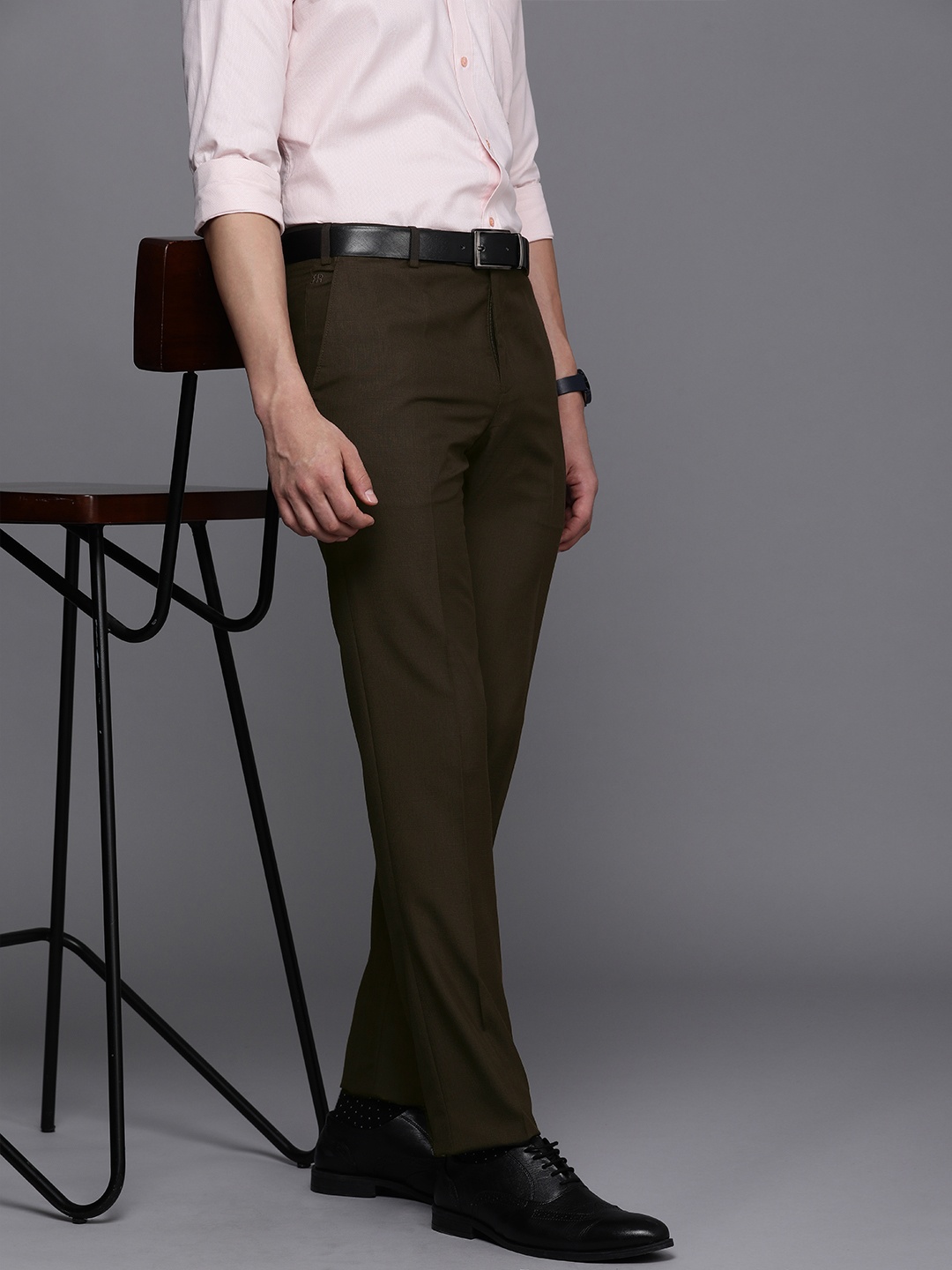 

Raymond Men Olive Brown Checked Slim Fit Trousers