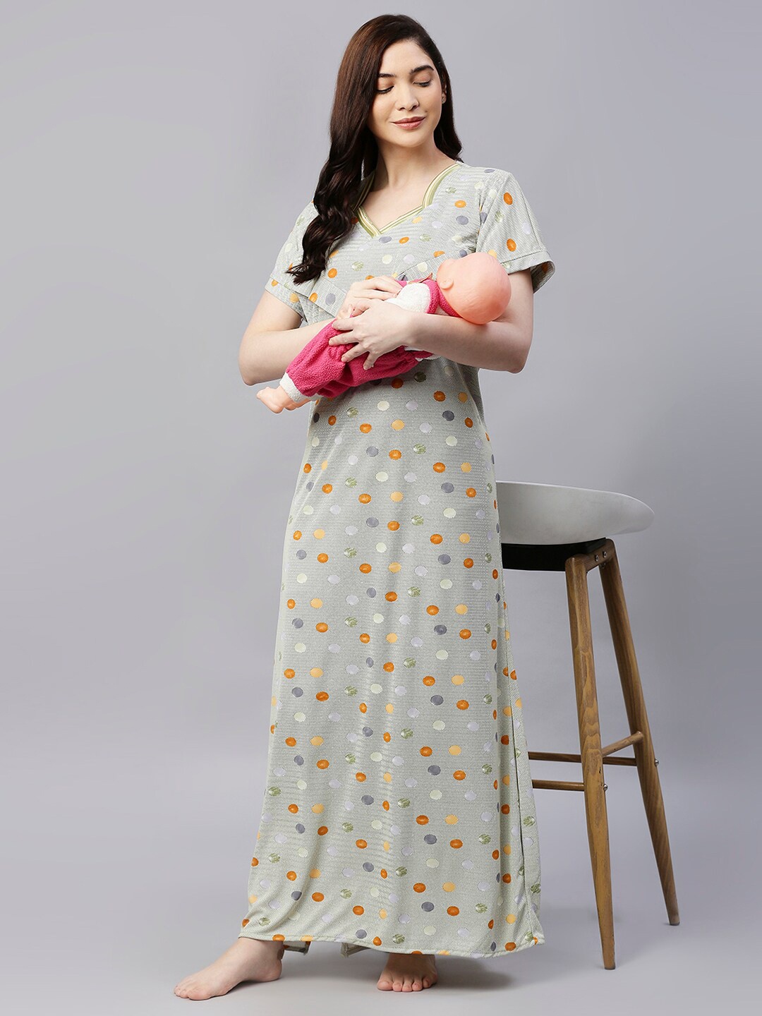 

Pretty Awesome Green Printed Maternity Feeding Maxi Nightdress