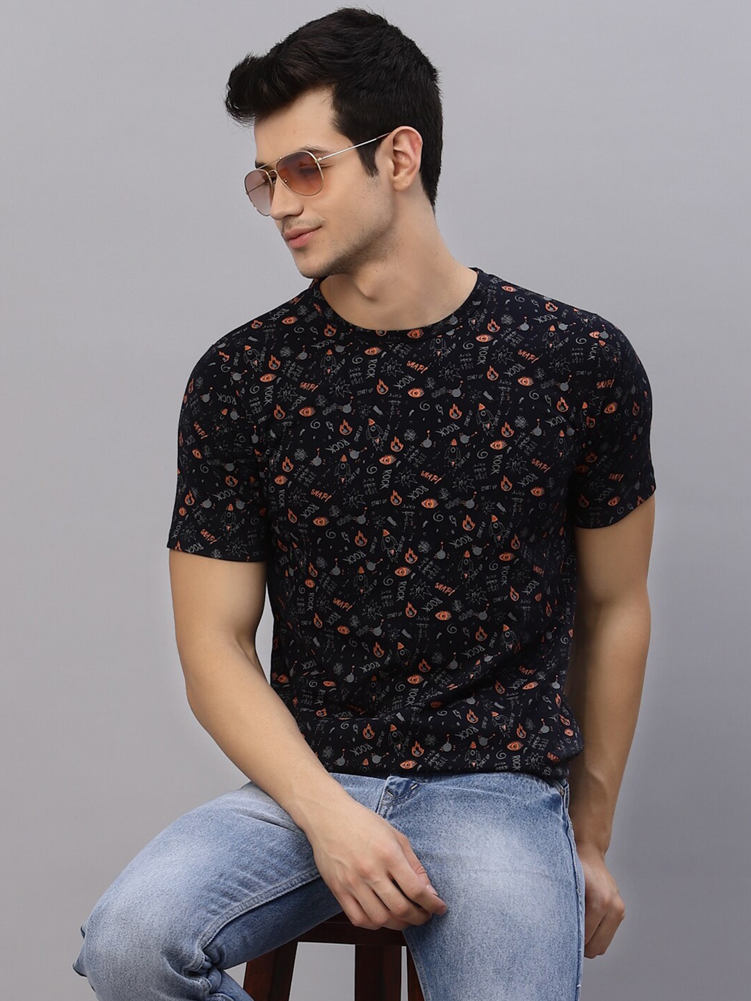 

Rigo Men Oversized Drop Shoulder Sleeves T-shirt, Navy blue