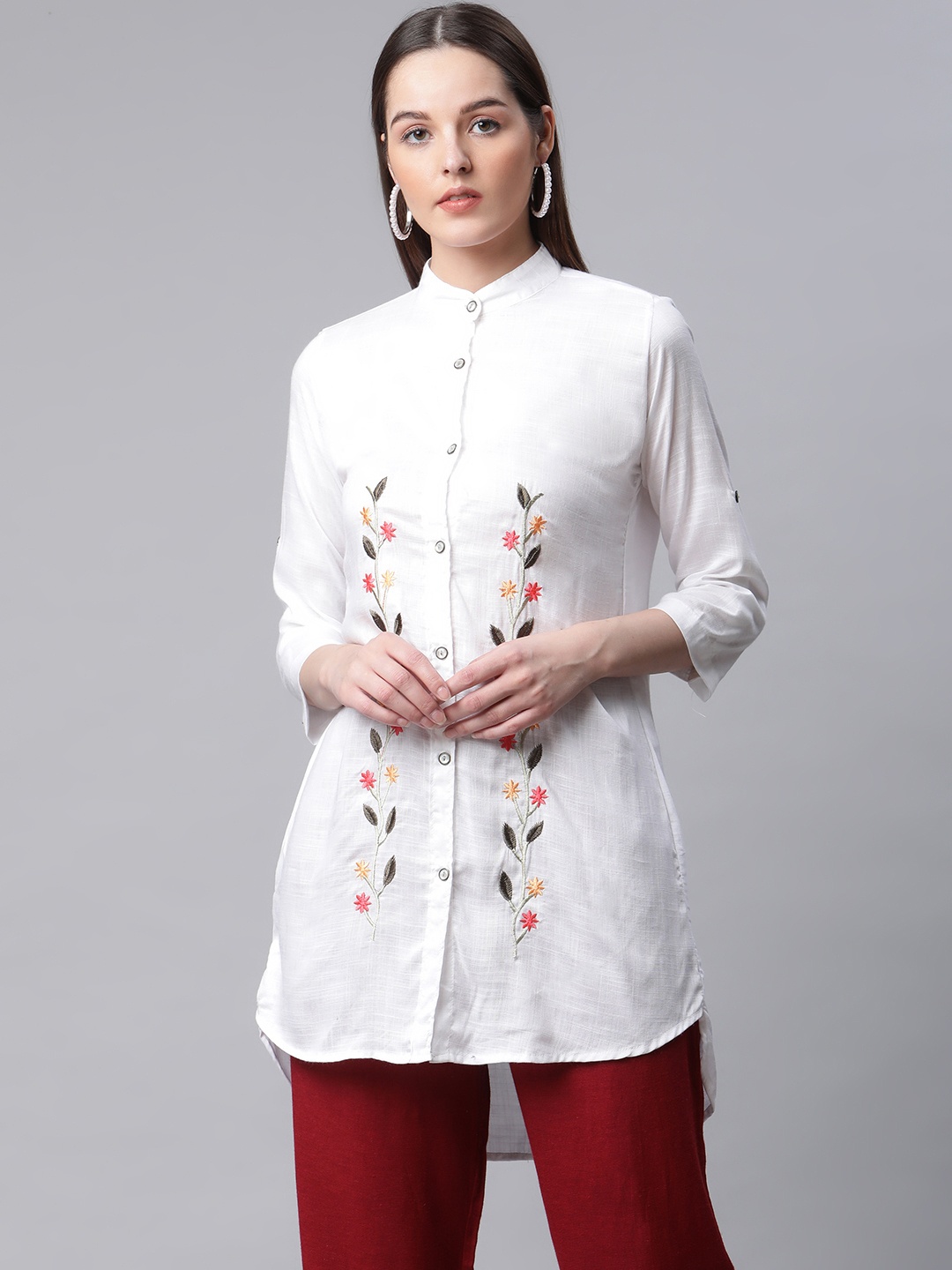 

RIVI White Floral Embroidered Mandarin Collar Roll-Up Sleeves Longline Cotton Top