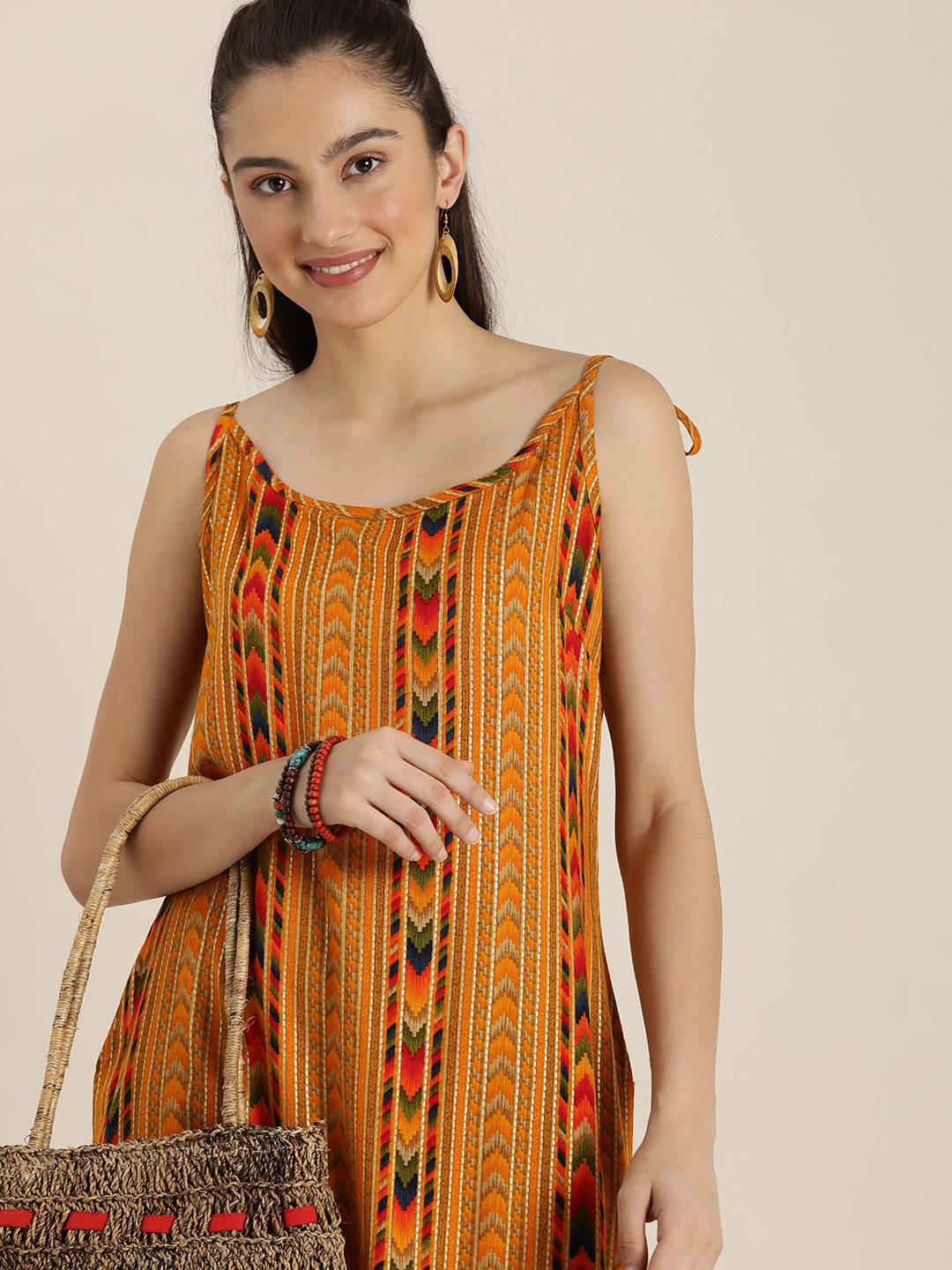 

Sangria Women Mustard Yellow & Beige Printed Kurta