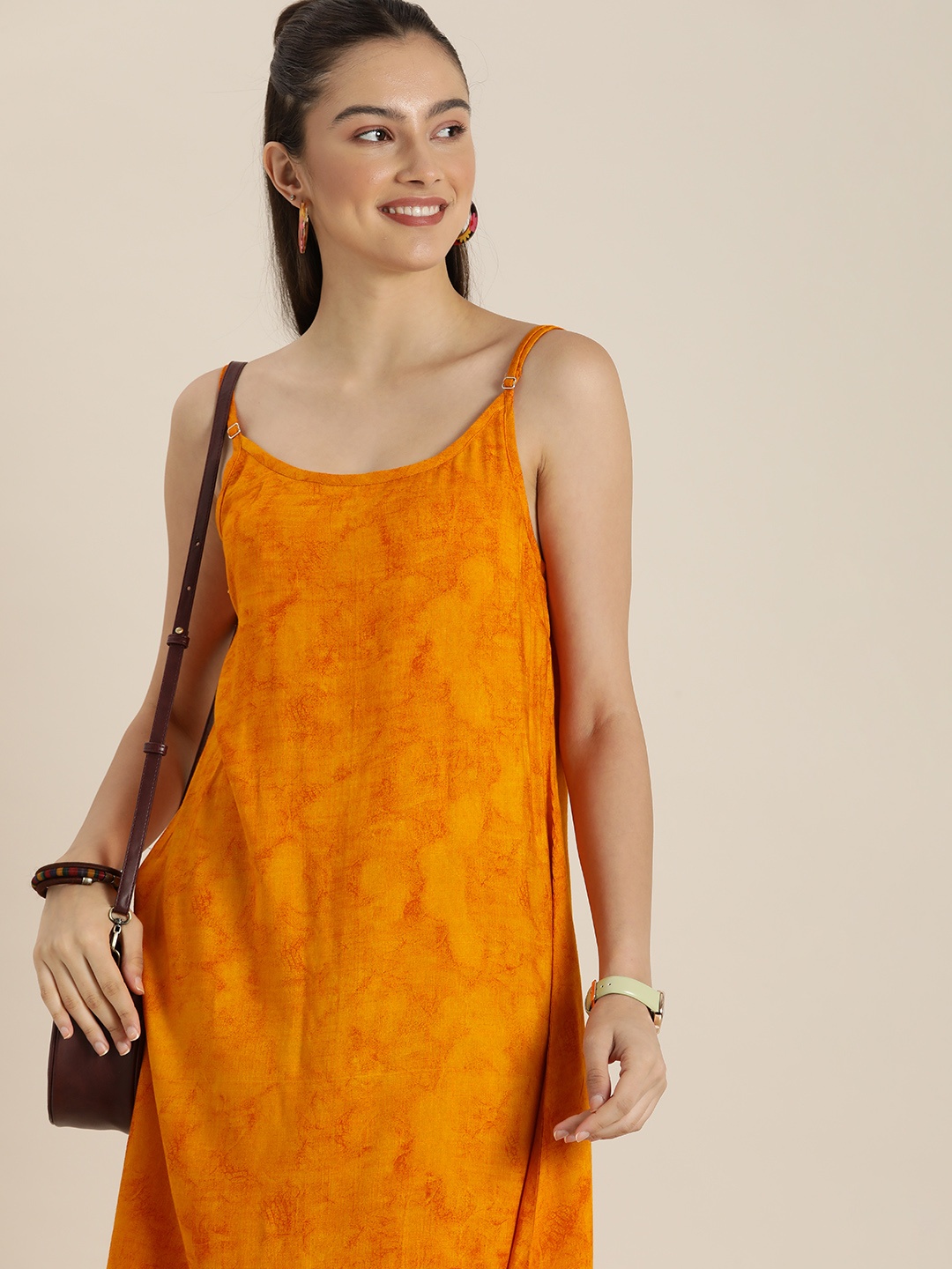 

Sangria Women Orange Printed Kurta with Dhoti Pants