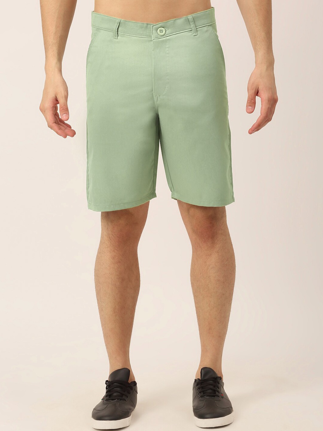 

JAINISH Men Green Training or Gym Shorts