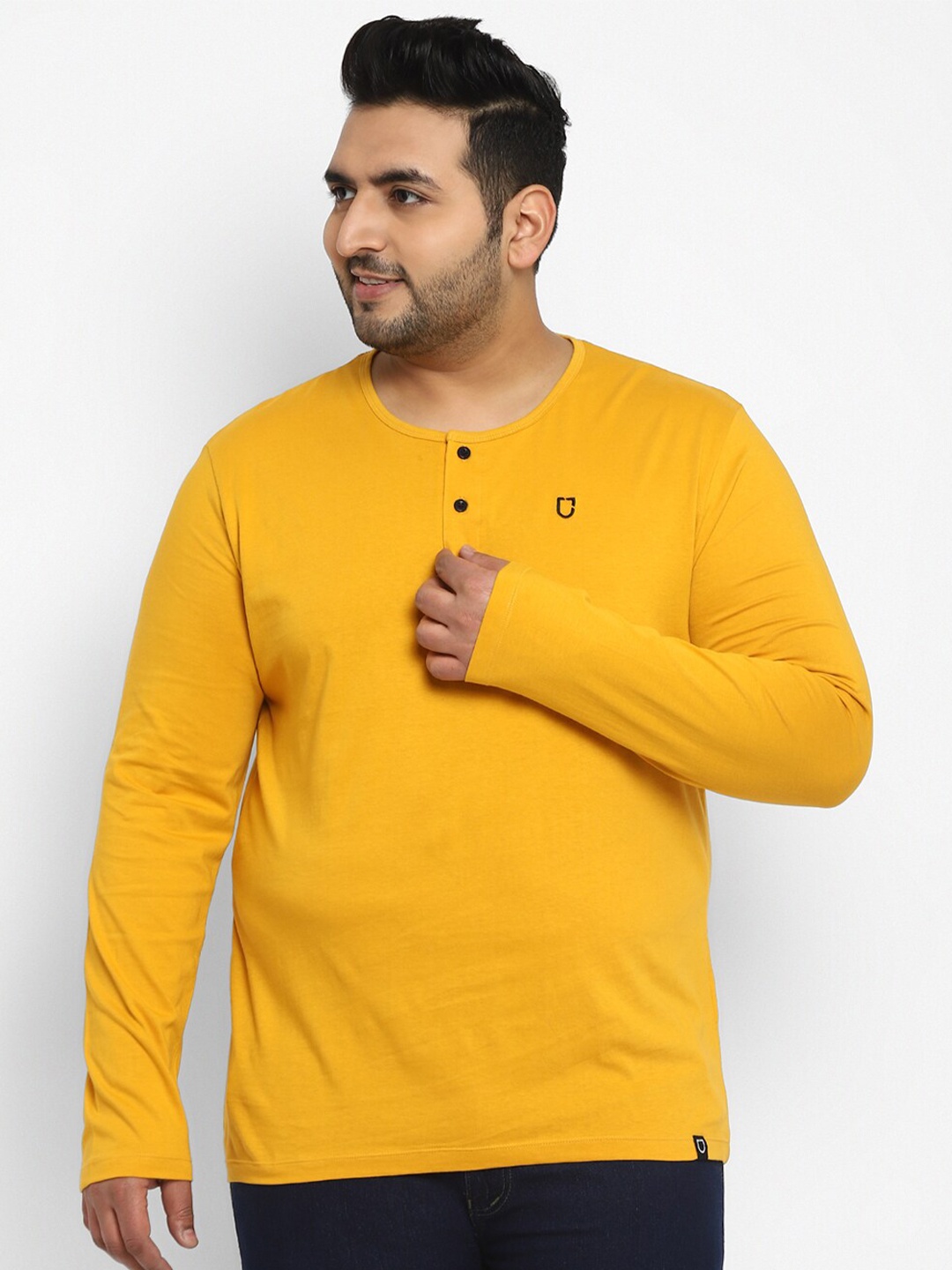

Urbano Plus Men Yellow Henley Neck Applique T-shirt